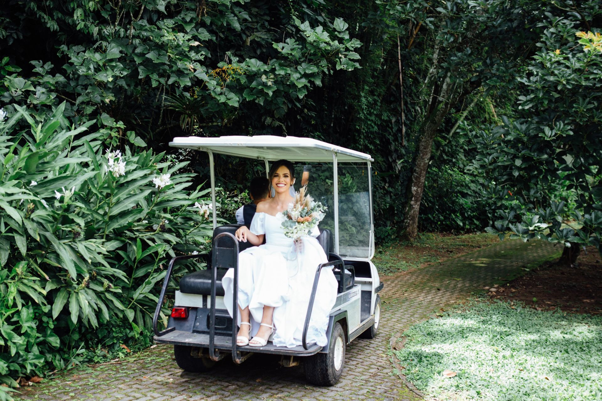 Foto Luciana & Daniel - Jardim Secreto - Penedo RJ - Imagem 46