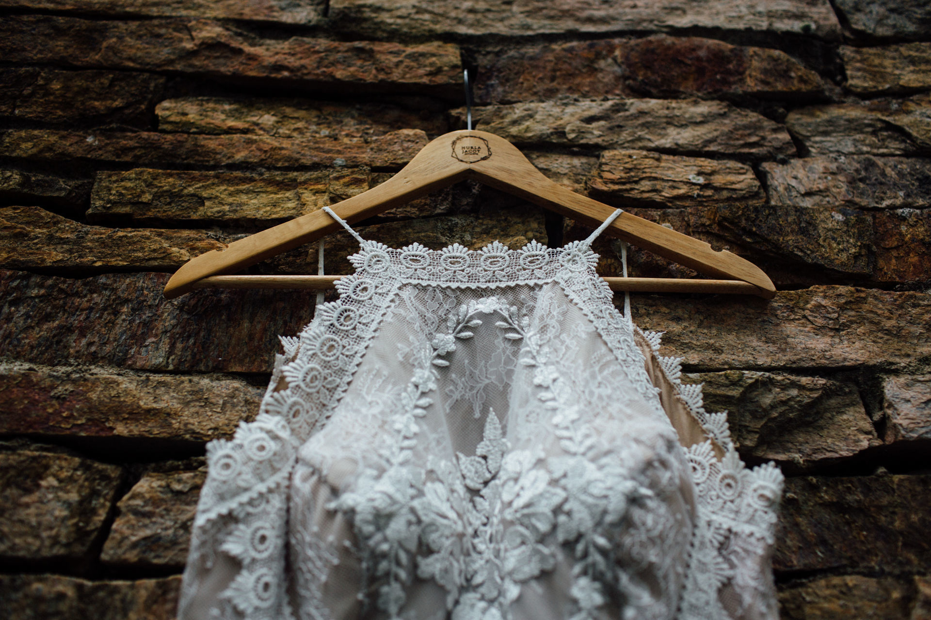 Foto LIANA & DEMETRIUS - JARDIM SECRETO -PENEDO RJ - Imagem 1