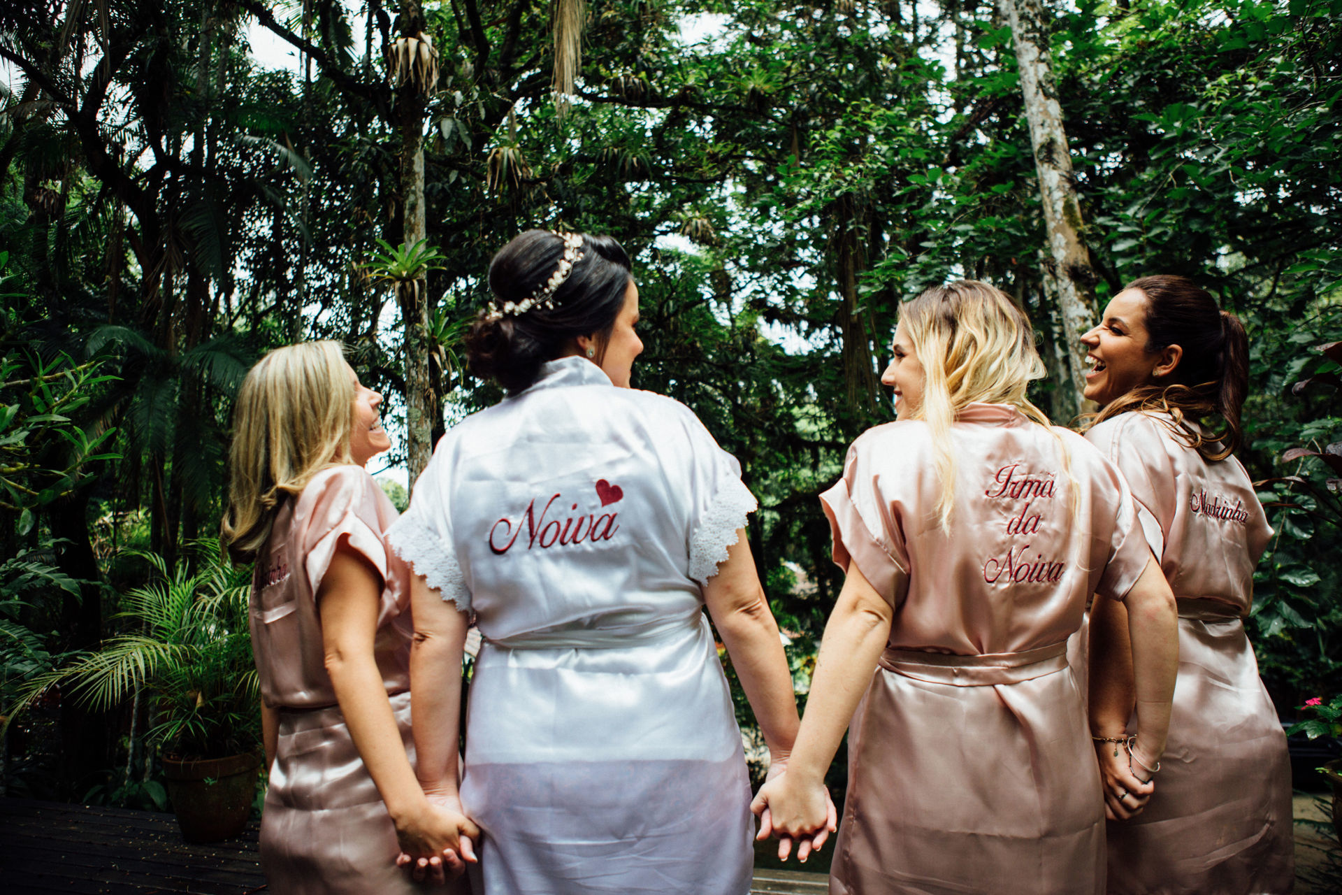 Foto LIANA & DEMETRIUS - JARDIM SECRETO -PENEDO RJ - Imagem 18