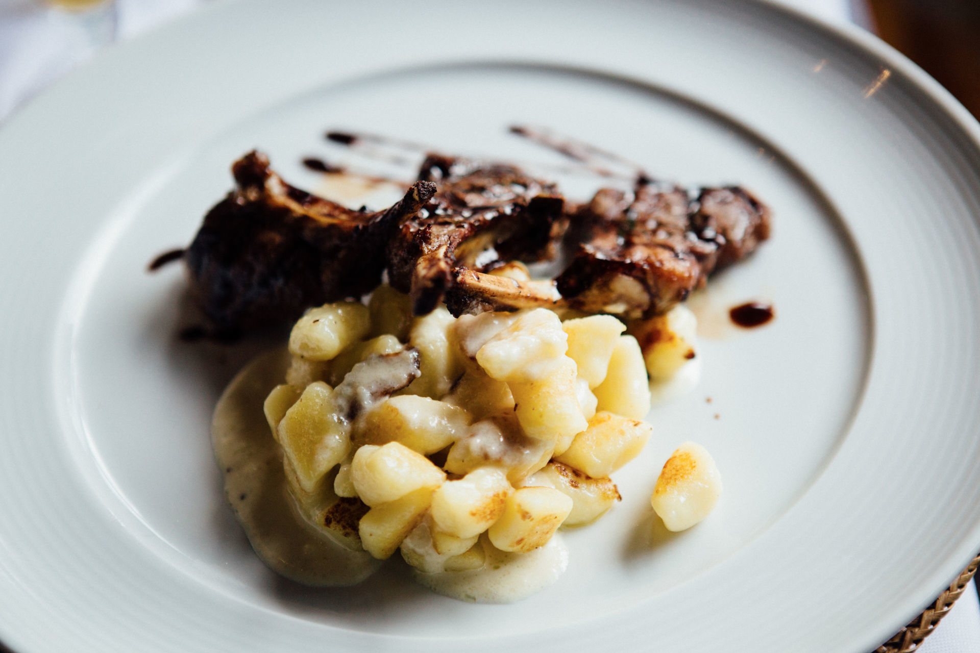 Foto LIANA & DEMETRIUS - JARDIM SECRETO -PENEDO RJ - Imagem 121