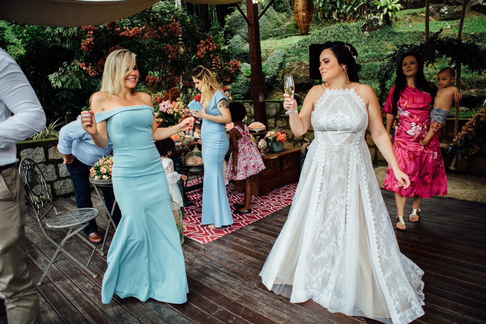 Foto LIANA & DEMETRIUS - JARDIM SECRETO -PENEDO RJ - Imagem 128