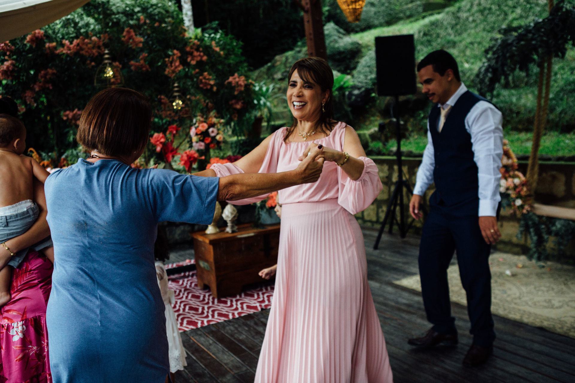 Foto LIANA & DEMETRIUS - JARDIM SECRETO -PENEDO RJ - Imagem 142