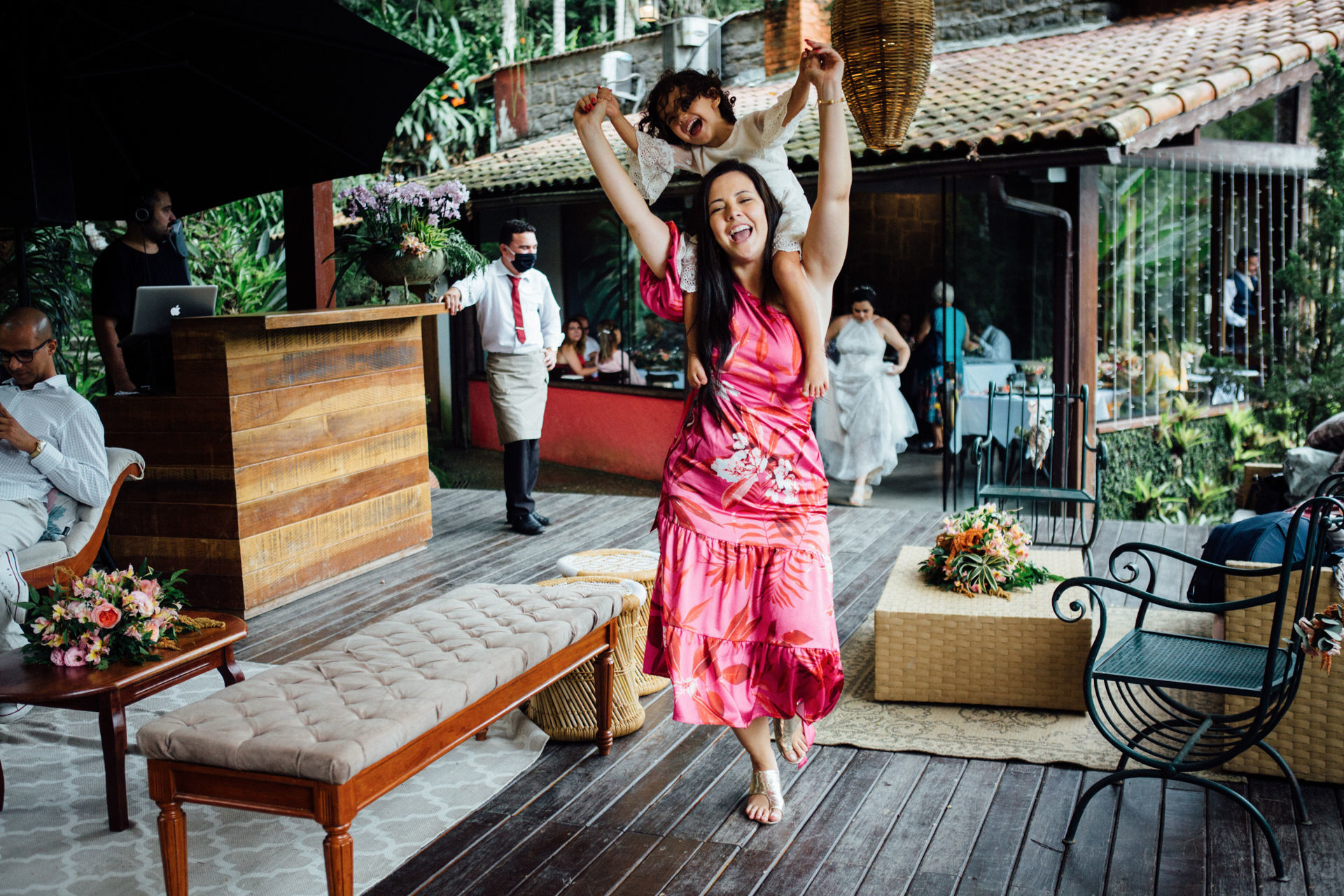 Foto LIANA & DEMETRIUS - JARDIM SECRETO -PENEDO RJ - Imagem 133