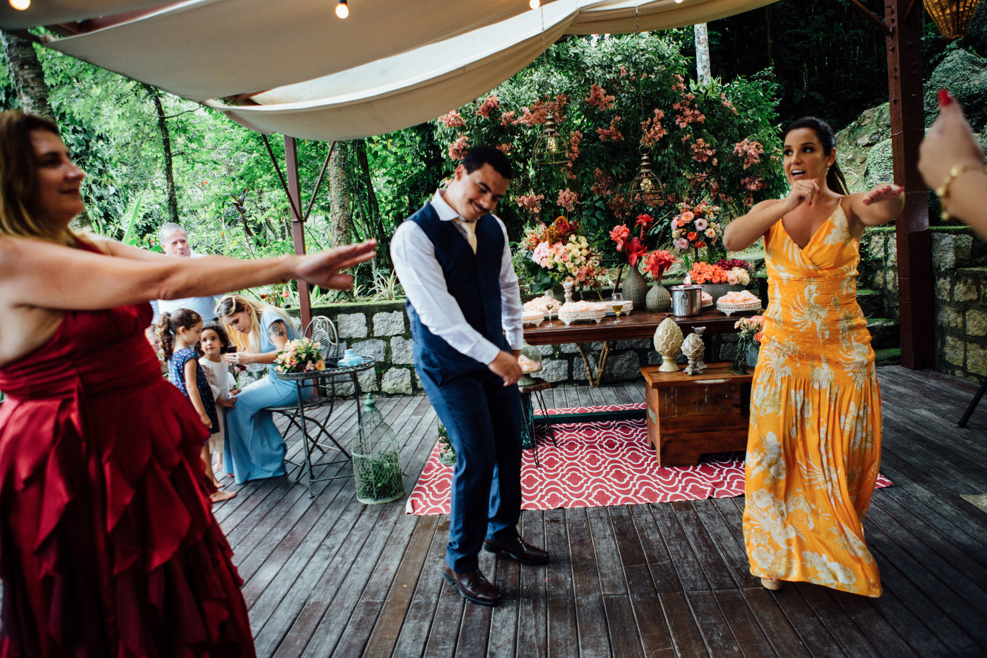 Foto LIANA & DEMETRIUS - JARDIM SECRETO -PENEDO RJ - Imagem 139