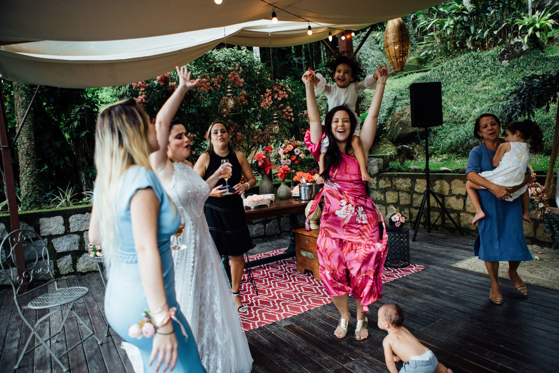 Foto LIANA & DEMETRIUS - JARDIM SECRETO -PENEDO RJ - Imagem 134