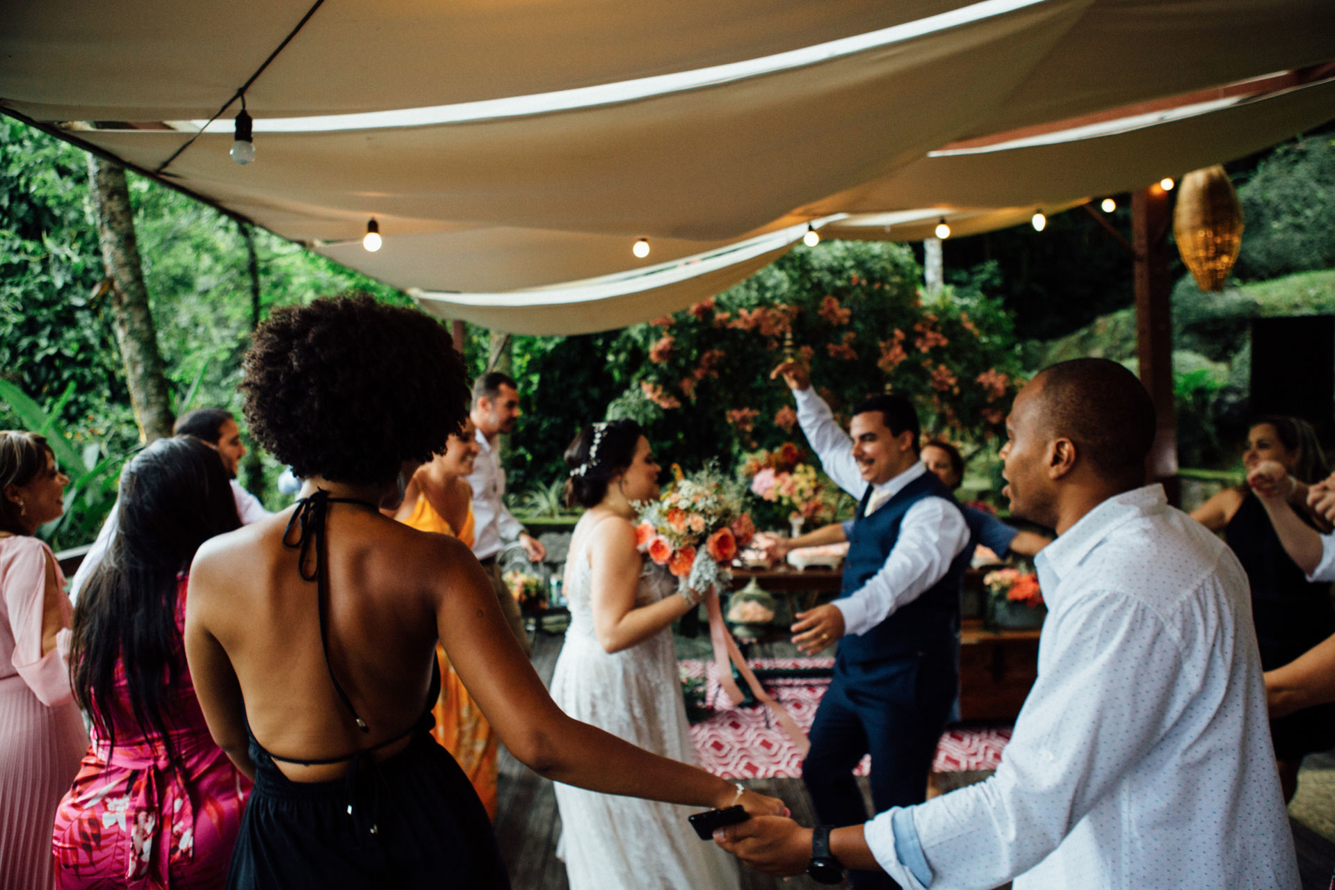 Foto LIANA & DEMETRIUS - JARDIM SECRETO -PENEDO RJ - Imagem 151