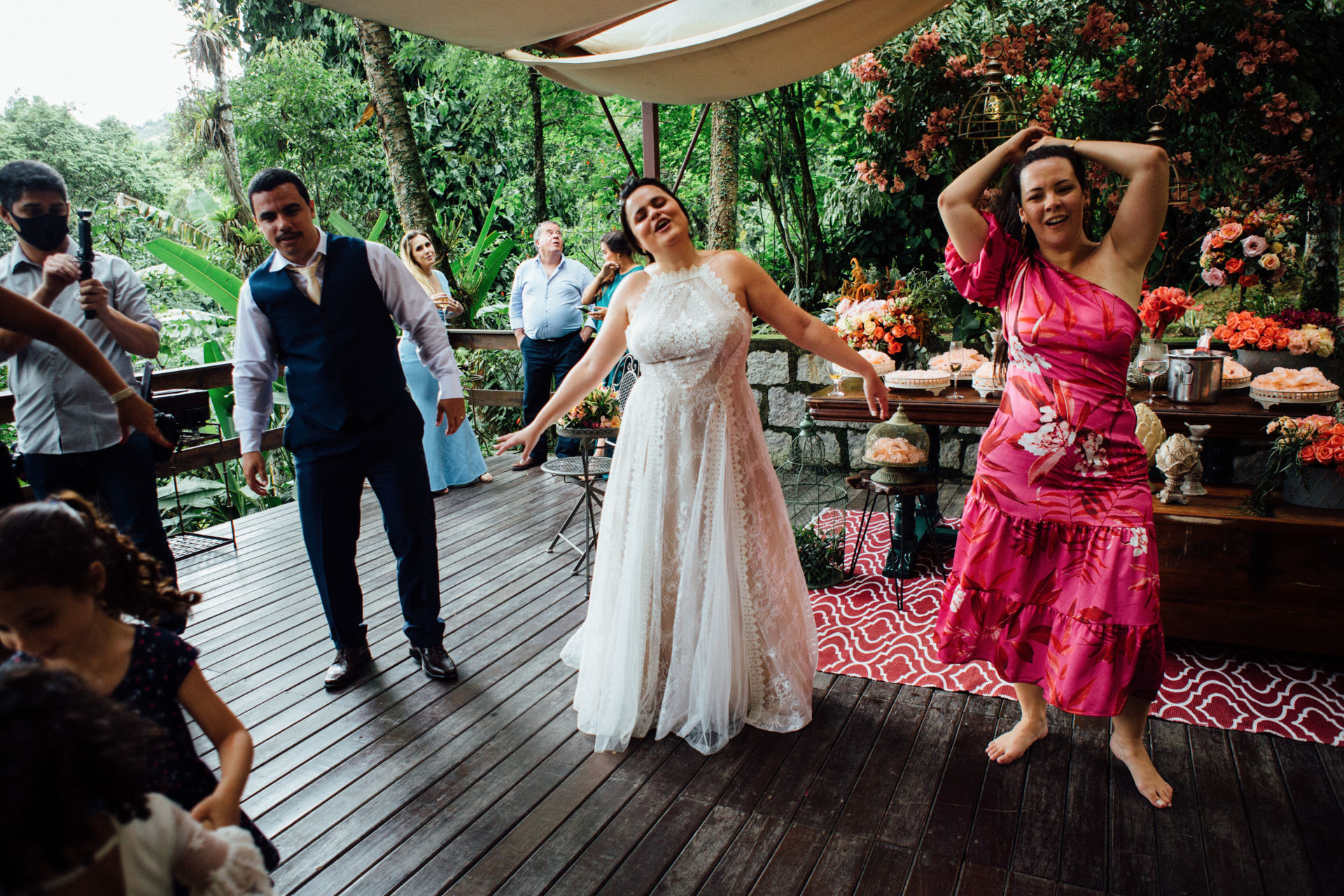 Foto LIANA & DEMETRIUS - JARDIM SECRETO -PENEDO RJ - Imagem 155