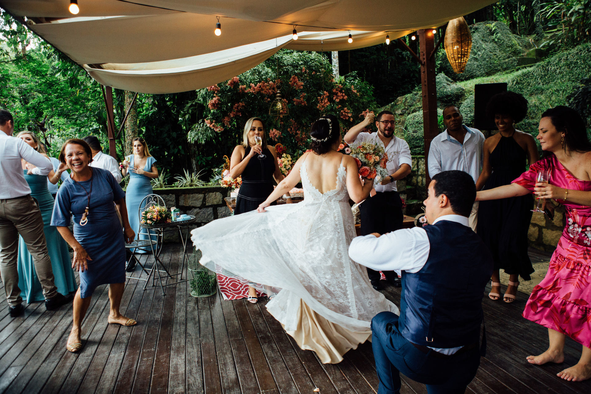 Foto LIANA & DEMETRIUS - JARDIM SECRETO -PENEDO RJ - Imagem 149