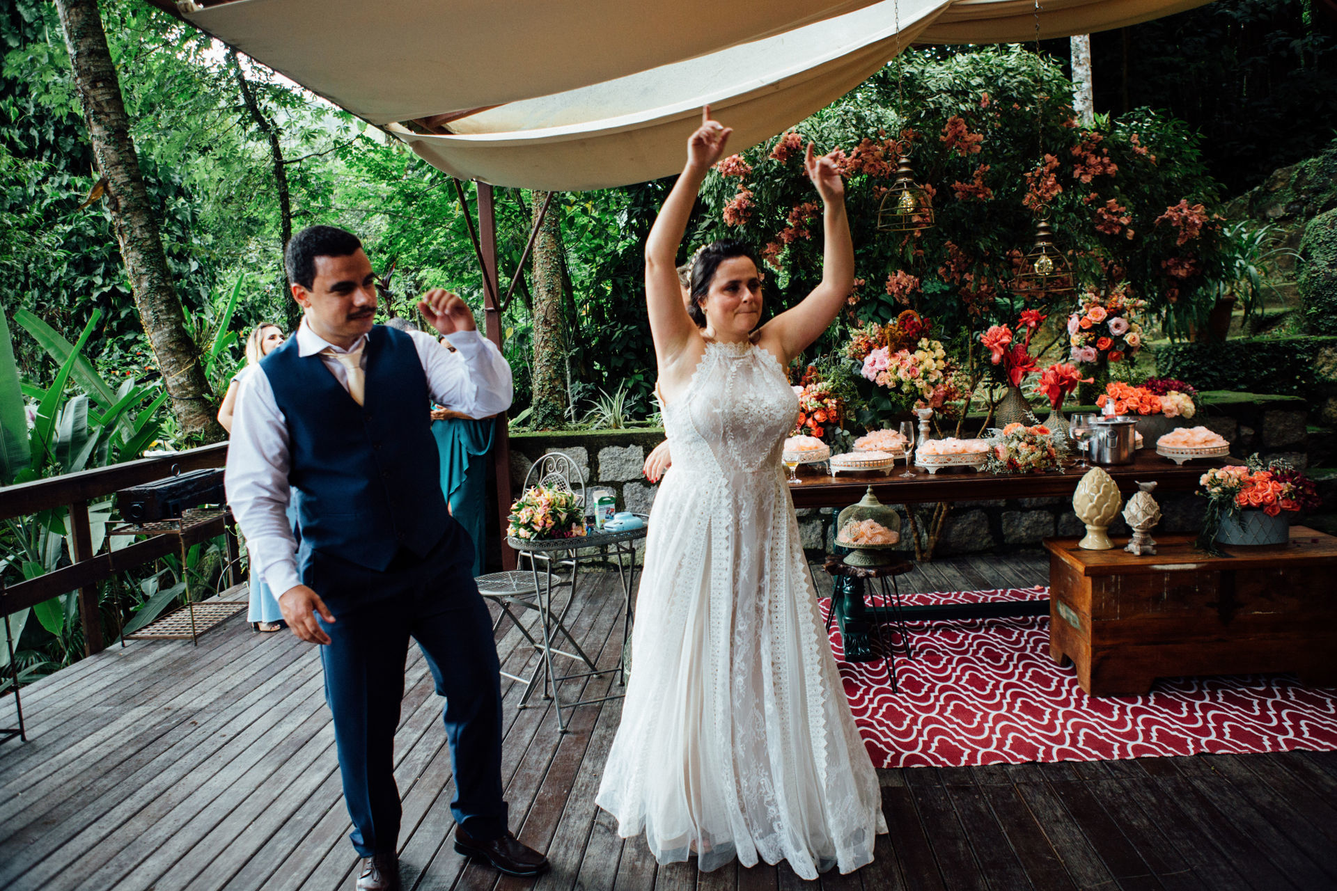 Foto LIANA & DEMETRIUS - JARDIM SECRETO -PENEDO RJ - Imagem 157