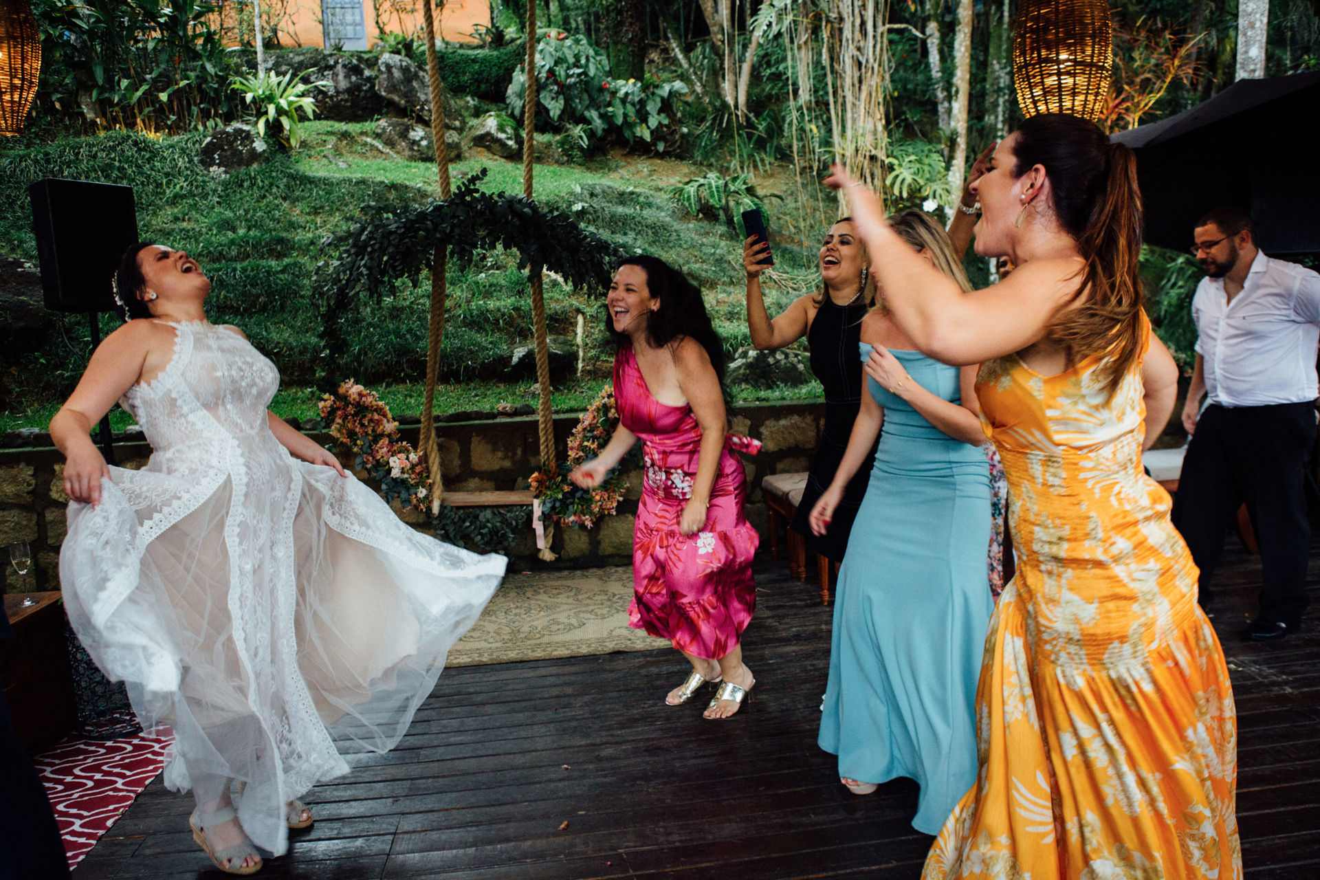 Foto LIANA & DEMETRIUS - JARDIM SECRETO -PENEDO RJ - Imagem 169