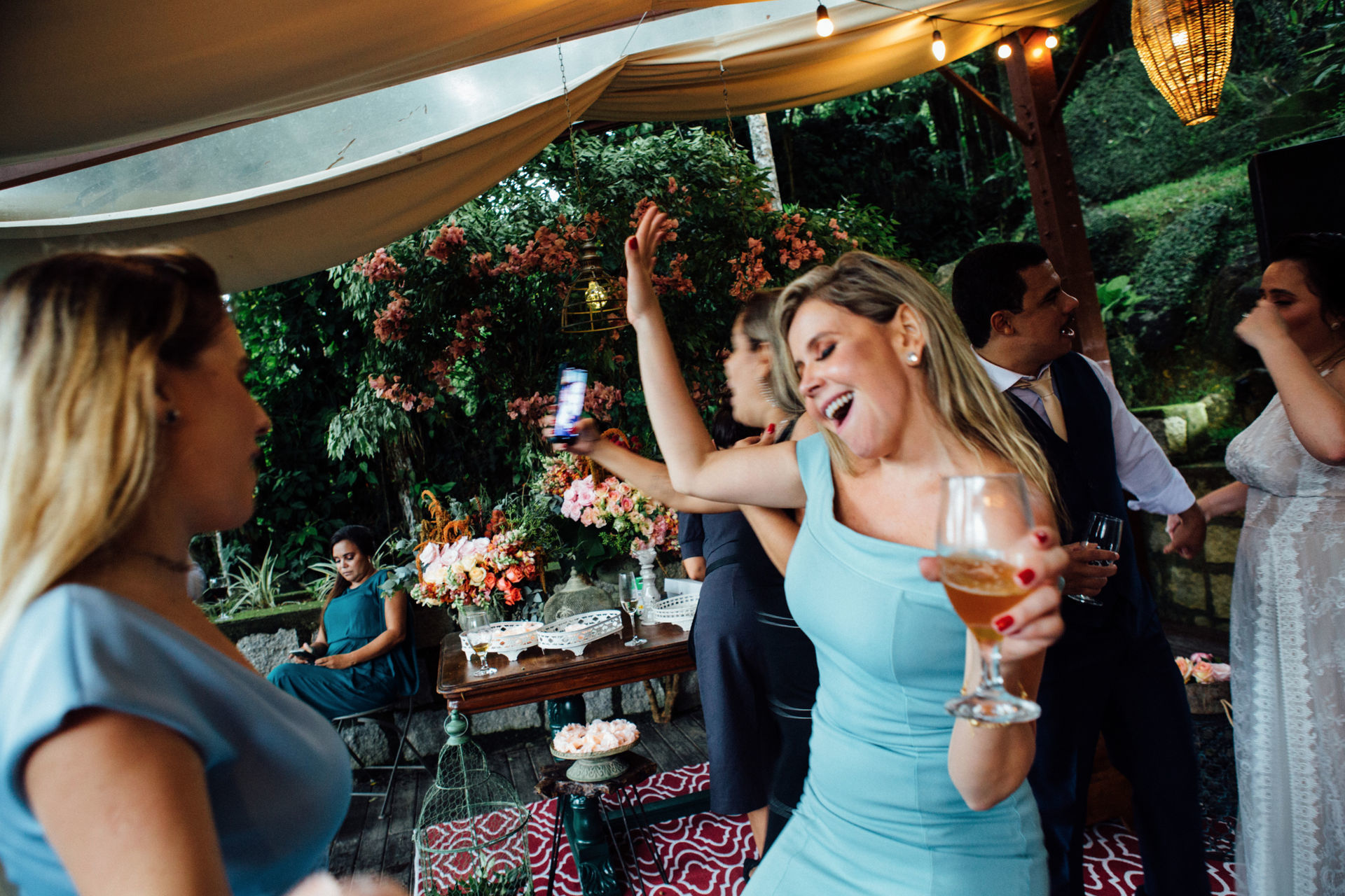 Foto LIANA & DEMETRIUS - JARDIM SECRETO -PENEDO RJ - Imagem 172