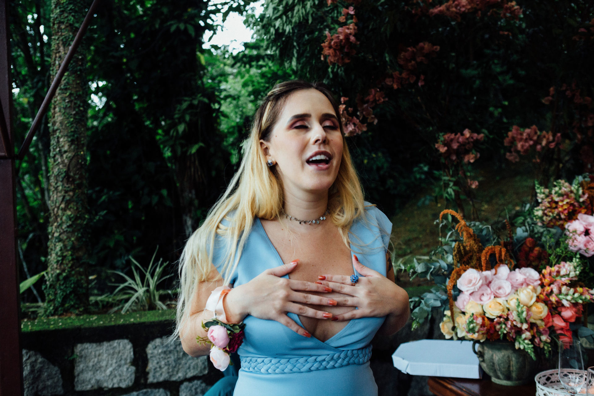 Foto LIANA & DEMETRIUS - JARDIM SECRETO -PENEDO RJ - Imagem 171