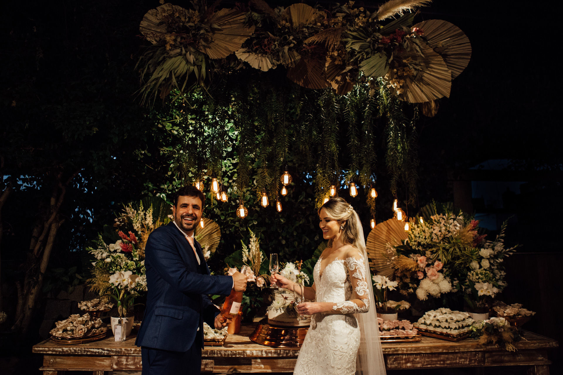 Foto Casamento Natália e Leandro - Casarão Penedo - RJ - Imagem 181