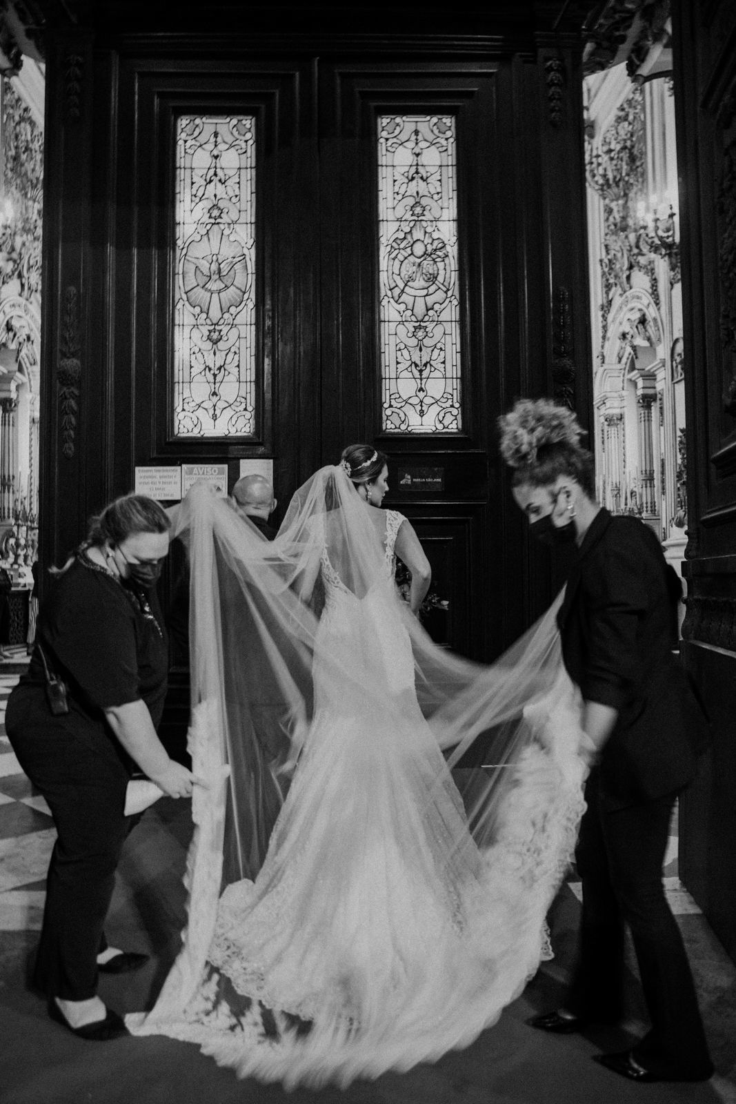 Foto Casamento Danielle & Vinicius - Igreja Sao José RJ- Cais do Oriente RJ - Imagem 74