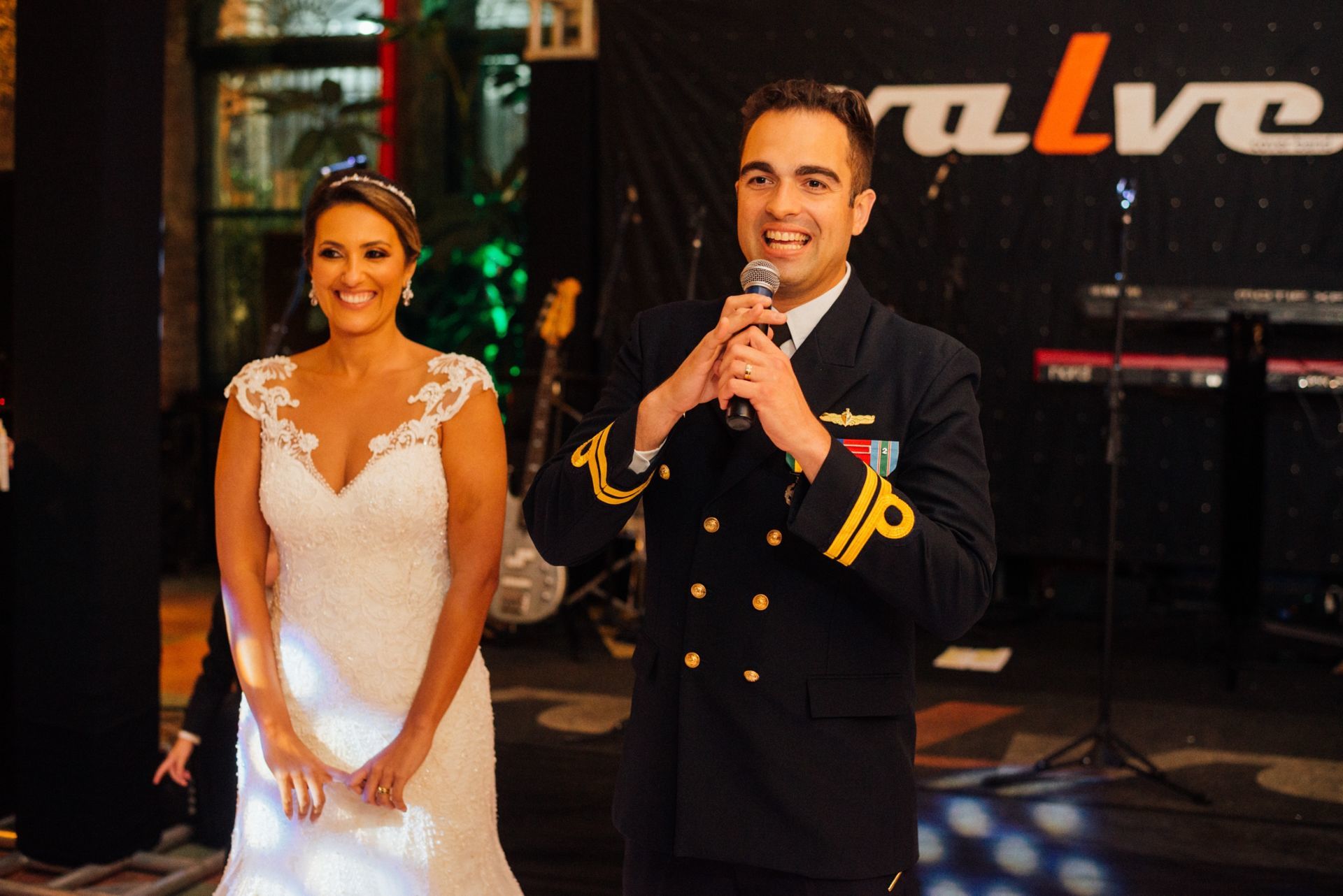 Foto Casamento Danielle & Vinicius - Igreja Sao José RJ- Cais do Oriente RJ - Imagem 182