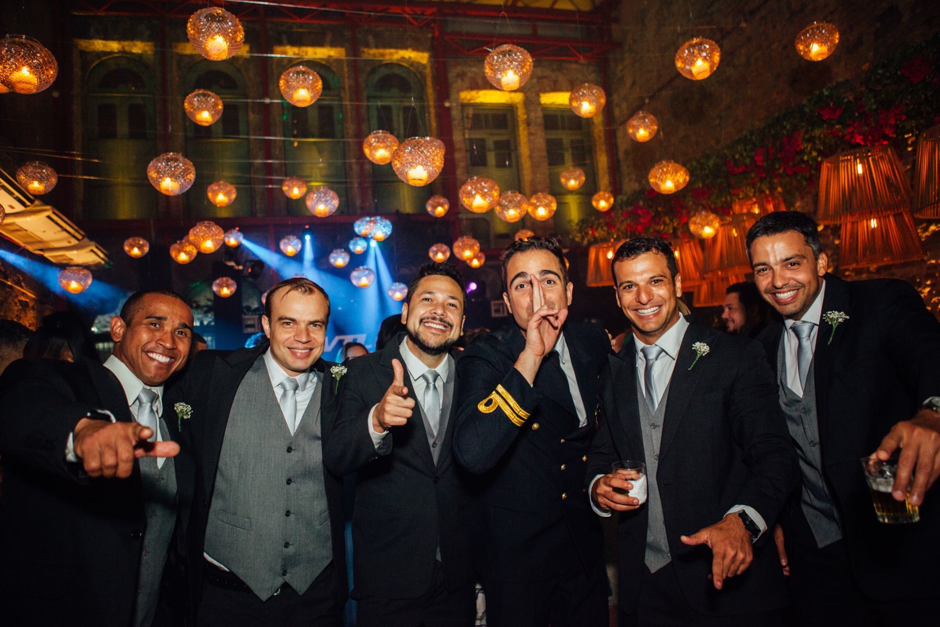 Foto Casamento Danielle & Vinicius - Igreja Sao José RJ- Cais do Oriente RJ - Imagem 198