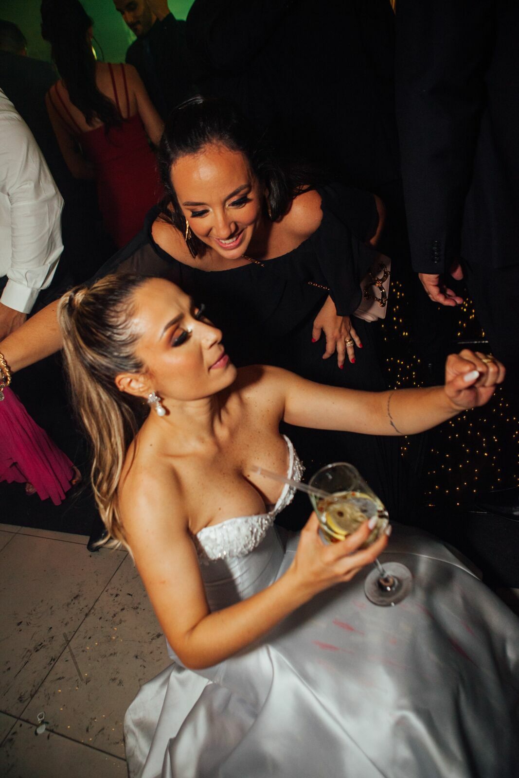 Foto Casamento Camila e Leon - Igreja Matriz e La Belle Maison - Resende RJ - Imagem 184