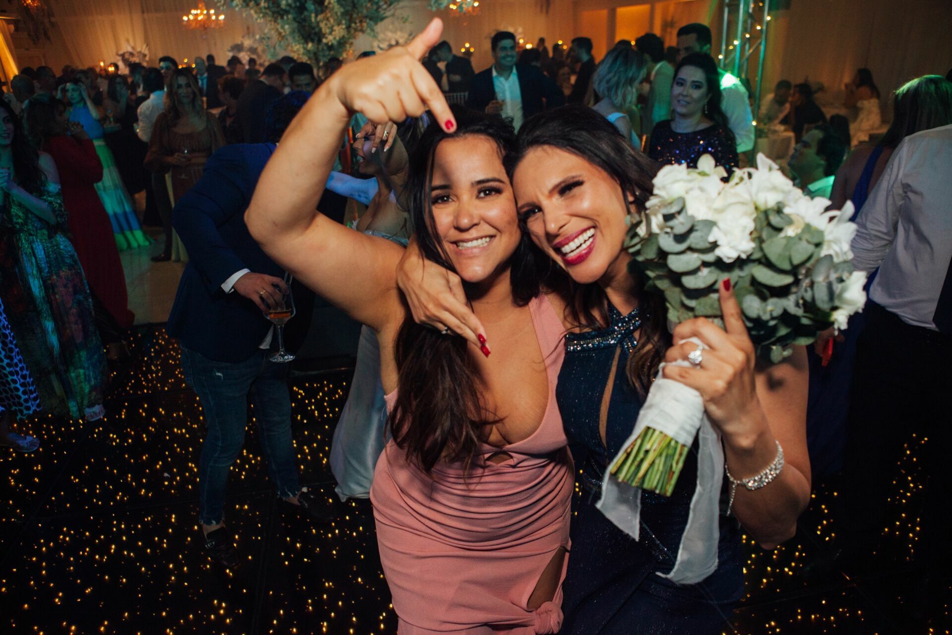 Foto Casamento Camila e Leon - Igreja Matriz e La Belle Maison - Resende RJ - Imagem 216