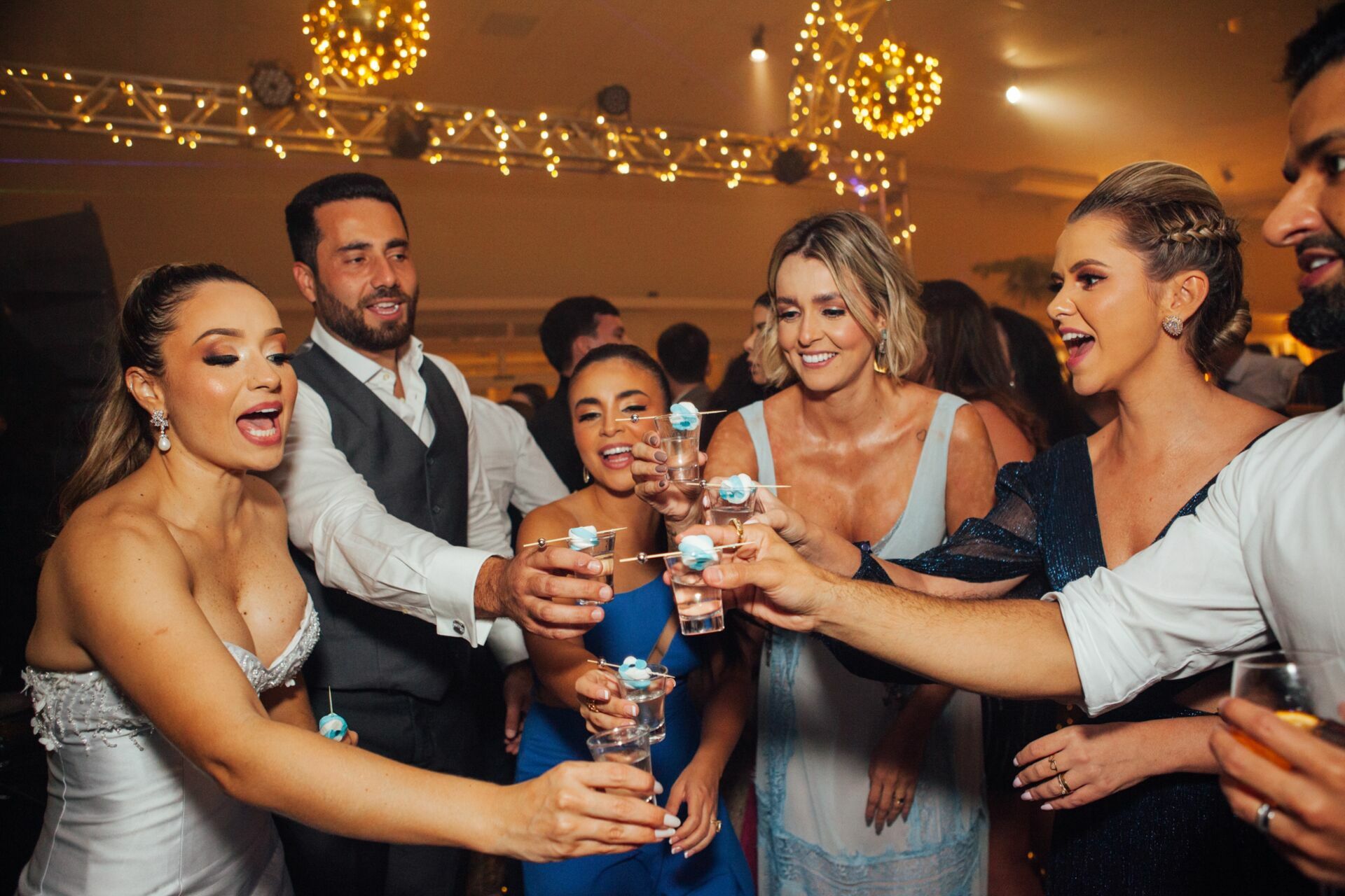 Foto Casamento Camila e Leon - Igreja Matriz e La Belle Maison - Resende RJ - Imagem 181