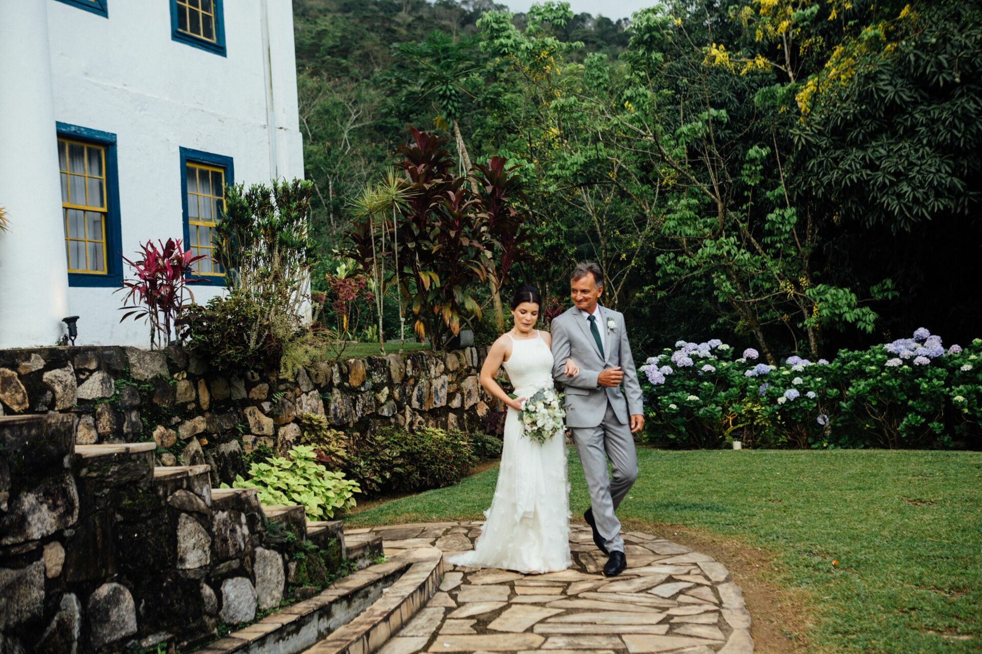 Foto Casamento Nathalia e Thiago - Casarão Penedo - Penedo - RJ - Imagem 94