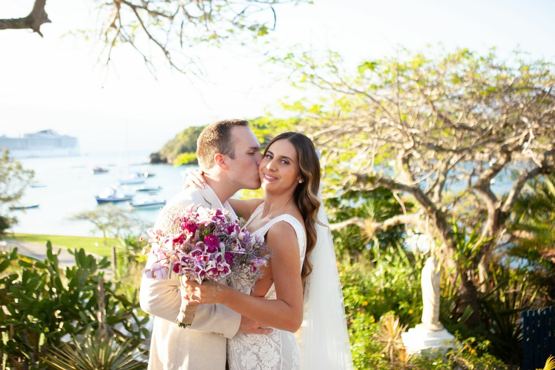 Foto Casamento Isadora e Adam - Igreja de Sant' Ana -Iate Clube  Búzios - RJ - Imagem 129