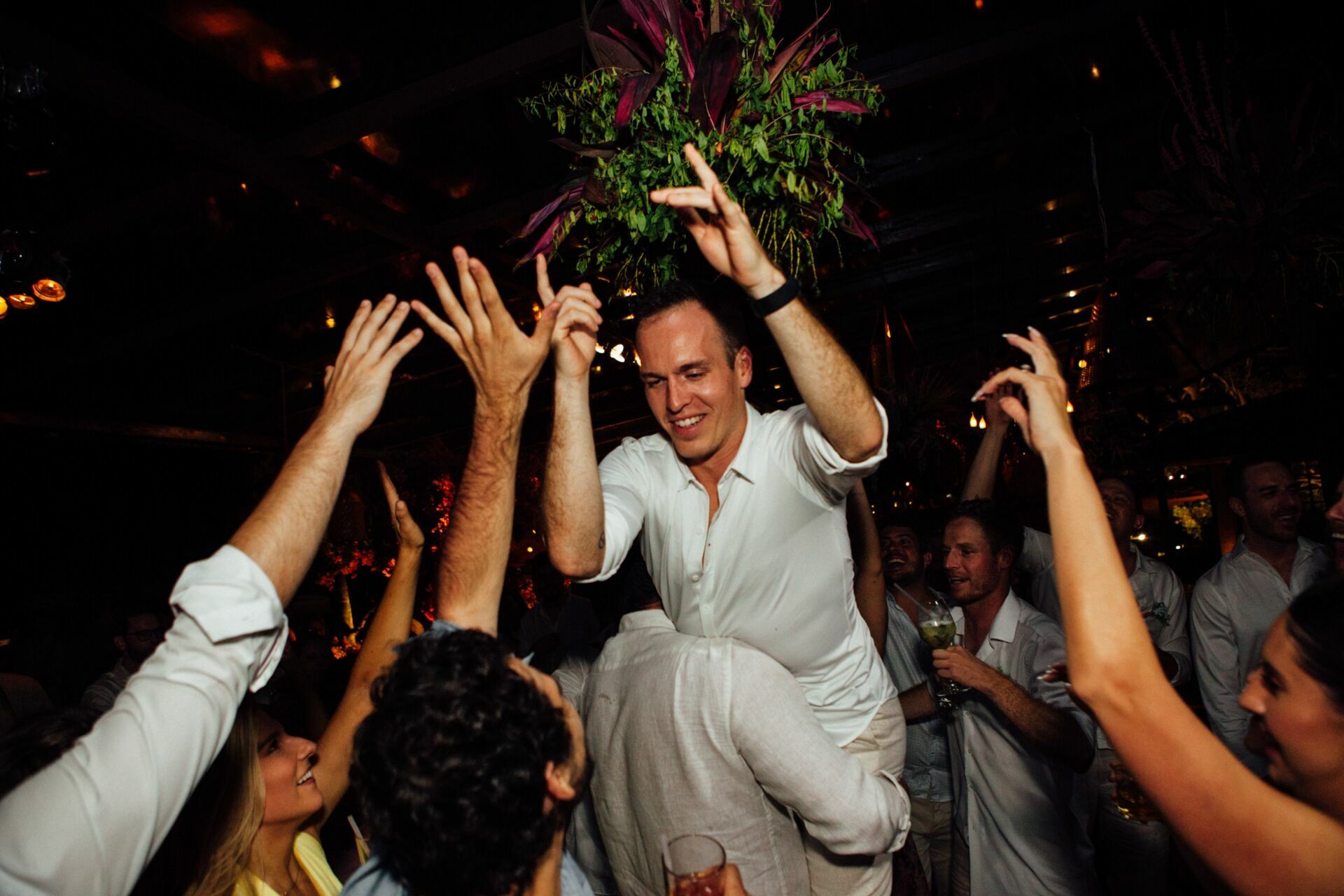 Foto Casamento Isadora e Adam - Igreja de Sant' Ana -Iate Clube  Búzios - RJ - Imagem 347