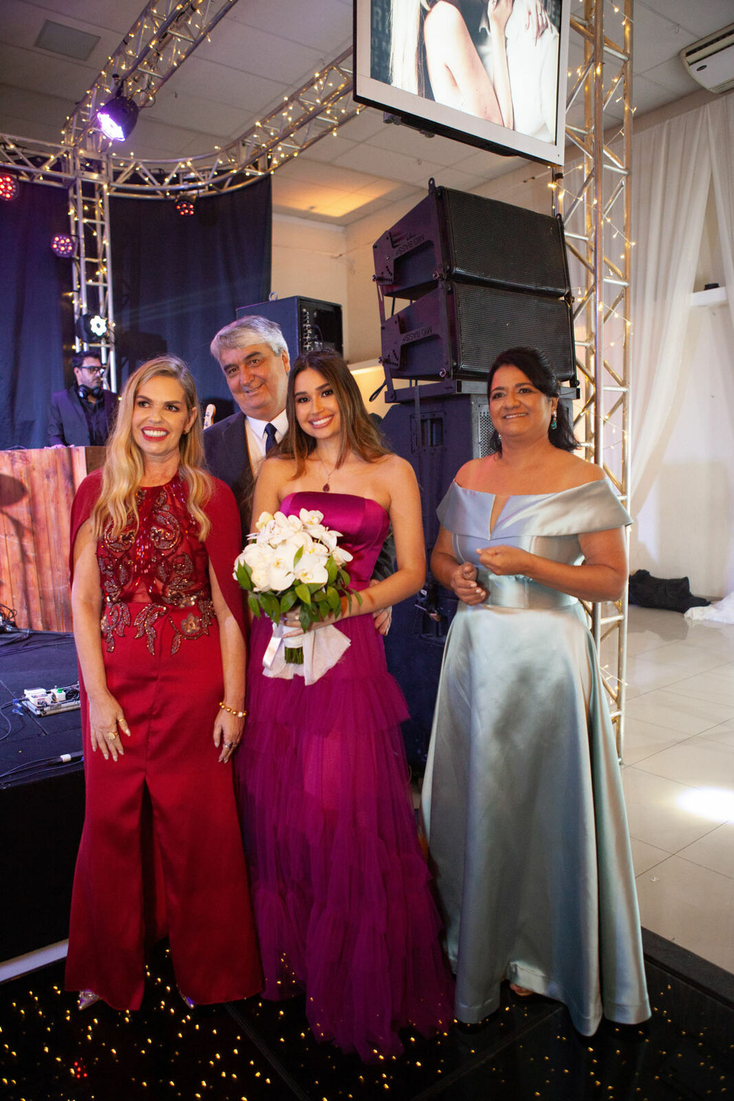 Foto Casamento Raissa e Eduardo - Capelania Militar e La Belle Maison - Resende RJ Foto Casamento Raissa e Eduardo - Capelania Militar e La Belle Maison - Resende RJ - Imagem 174
