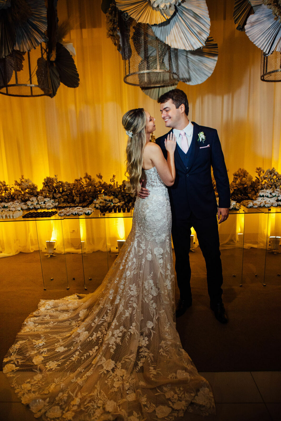 Foto Casamento Raissa e Eduardo - Capelania Militar e La Belle Maison - Resende RJ Foto Casamento Raissa e Eduardo - Capelania Militar e La Belle Maison - Resende RJ - Imagem 213