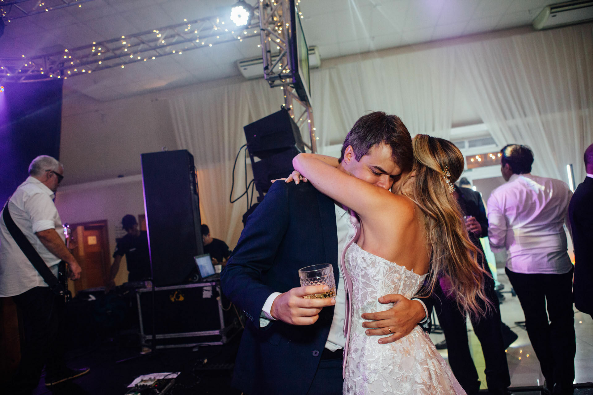 Foto Casamento Raissa e Eduardo - Capelania Militar e La Belle Maison - Resende RJ Foto Casamento Raissa e Eduardo - Capelania Militar e La Belle Maison - Resende RJ - Imagem 251