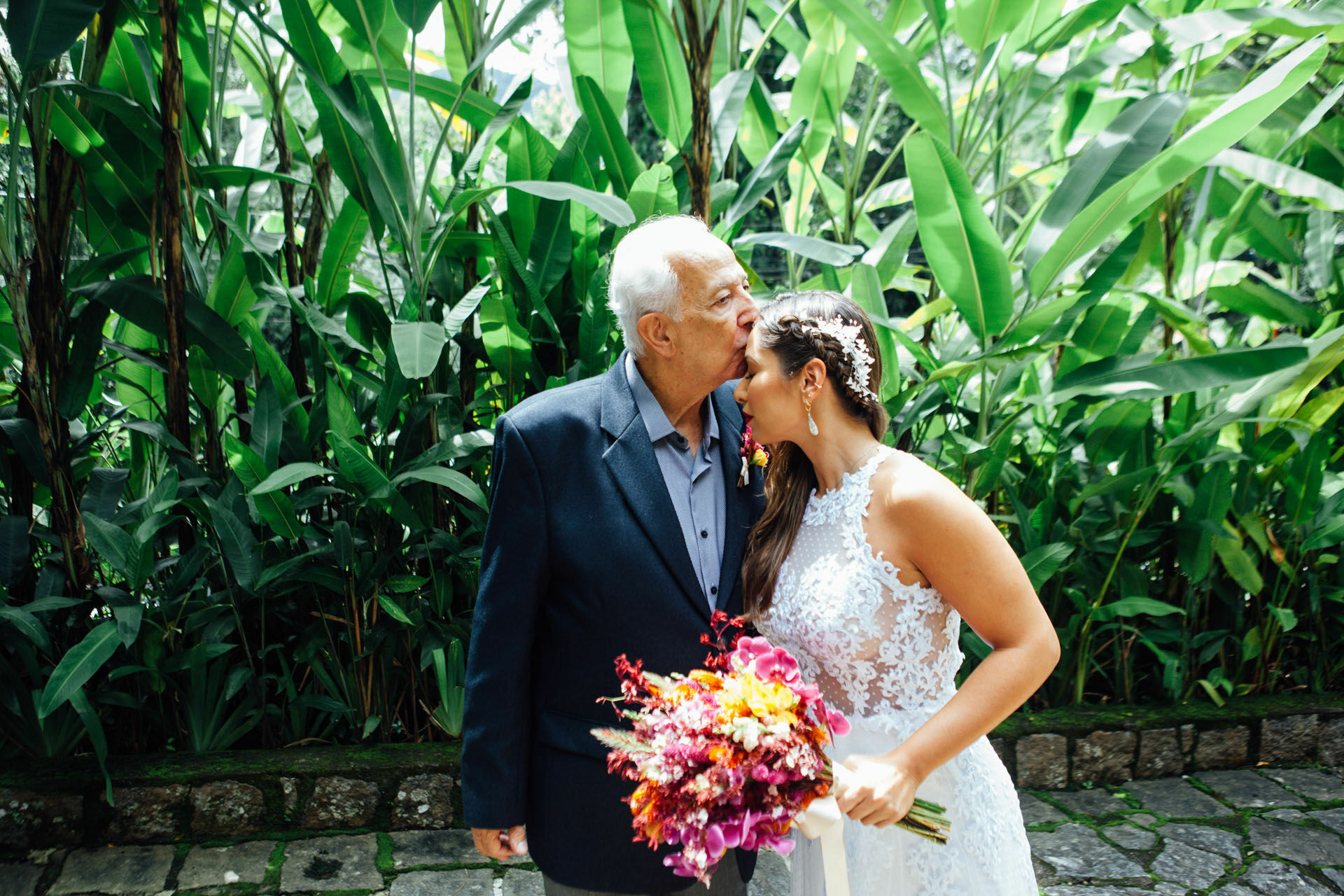 Foto Casamento Sophia e Bernardo - Paroquia Santa Terezinha -Resende E Restaurante Jardim Secreto - Penedo - RJ Foto Casamento Sophia e Bernardo - Paroquia Santa Terezinha -Resende E Restaurante Jardim Secreto - Penedo - RJ - Imagem 83
