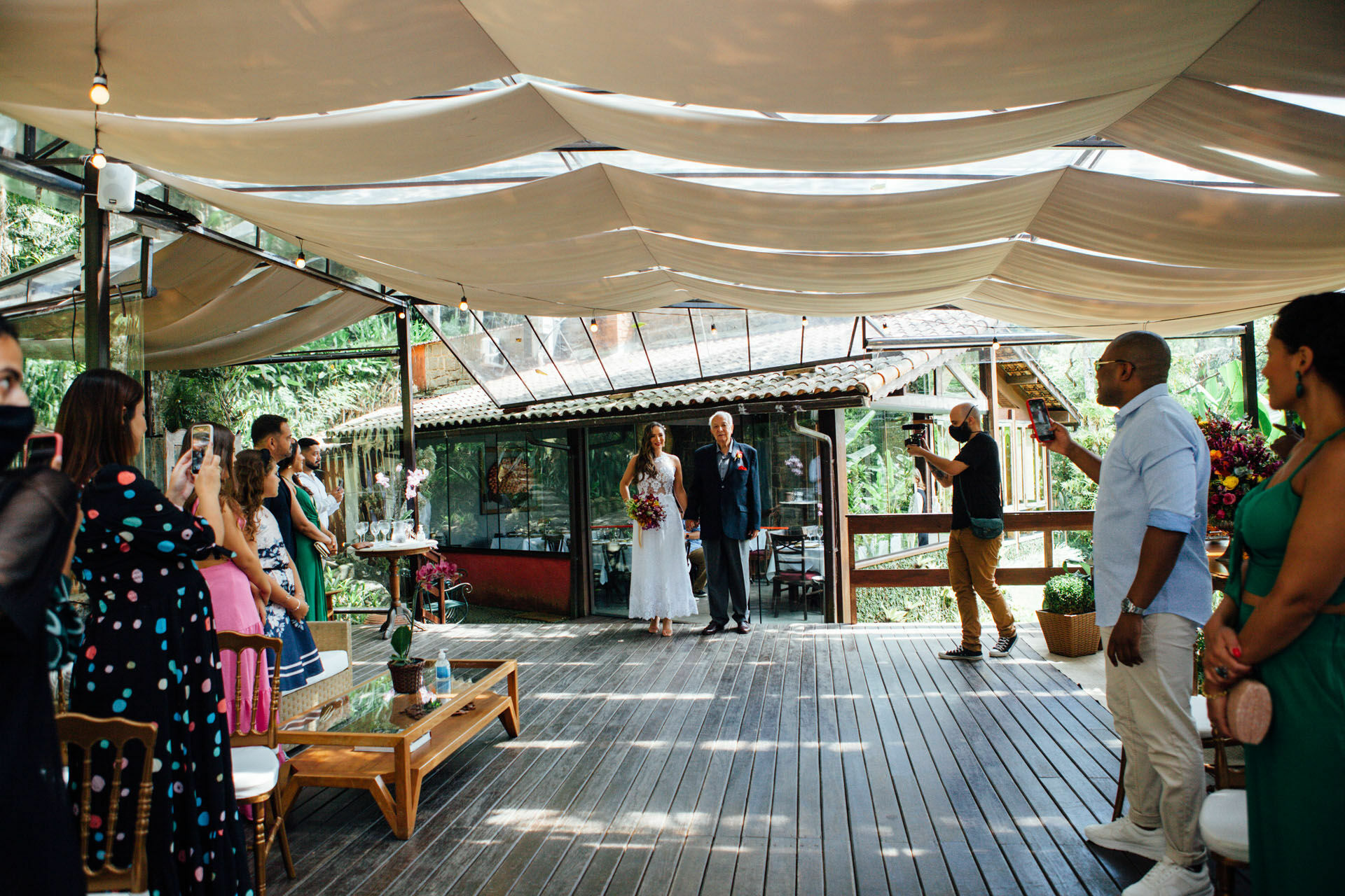 Foto Casamento Sophia e Bernardo - Paroquia Santa Terezinha -Resende E Restaurante Jardim Secreto - Penedo - RJ Foto Casamento Sophia e Bernardo - Paroquia Santa Terezinha -Resende E Restaurante Jardim Secreto - Penedo - RJ - Imagem 86