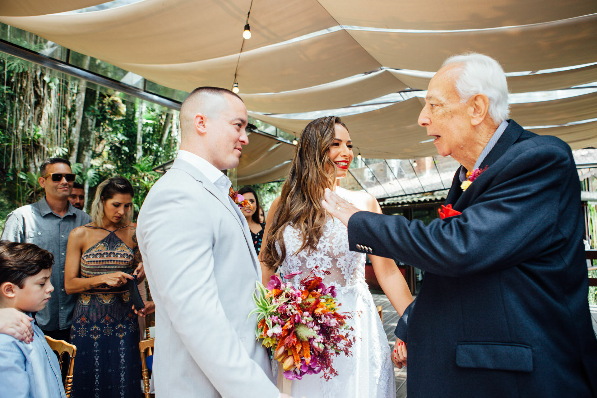 Foto Casamento Sophia e Bernardo - Paroquia Santa Terezinha -Resende E Restaurante Jardim Secreto - Penedo - RJ Foto Casamento Sophia e Bernardo - Paroquia Santa Terezinha -Resende E Restaurante Jardim Secreto - Penedo - RJ - Imagem 92