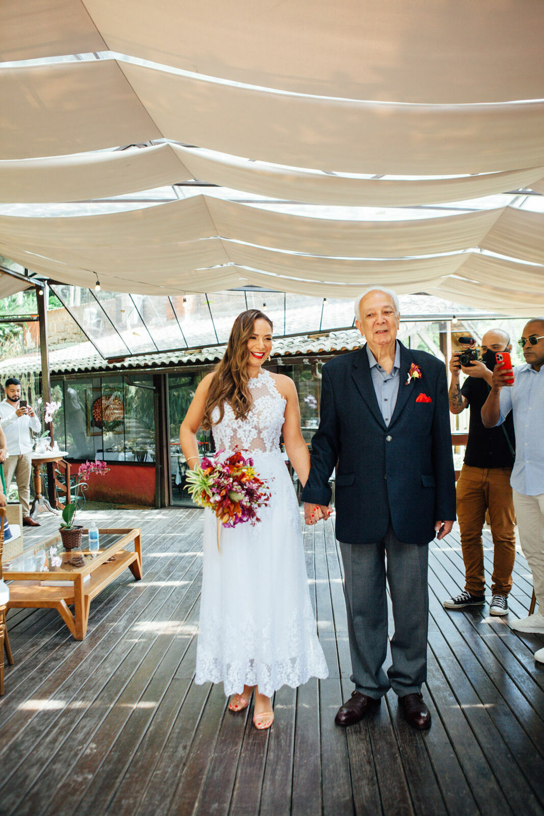 Foto Casamento Sophia e Bernardo - Paroquia Santa Terezinha -Resende E Restaurante Jardim Secreto - Penedo - RJ Foto Casamento Sophia e Bernardo - Paroquia Santa Terezinha -Resende E Restaurante Jardim Secreto - Penedo - RJ - Imagem 89