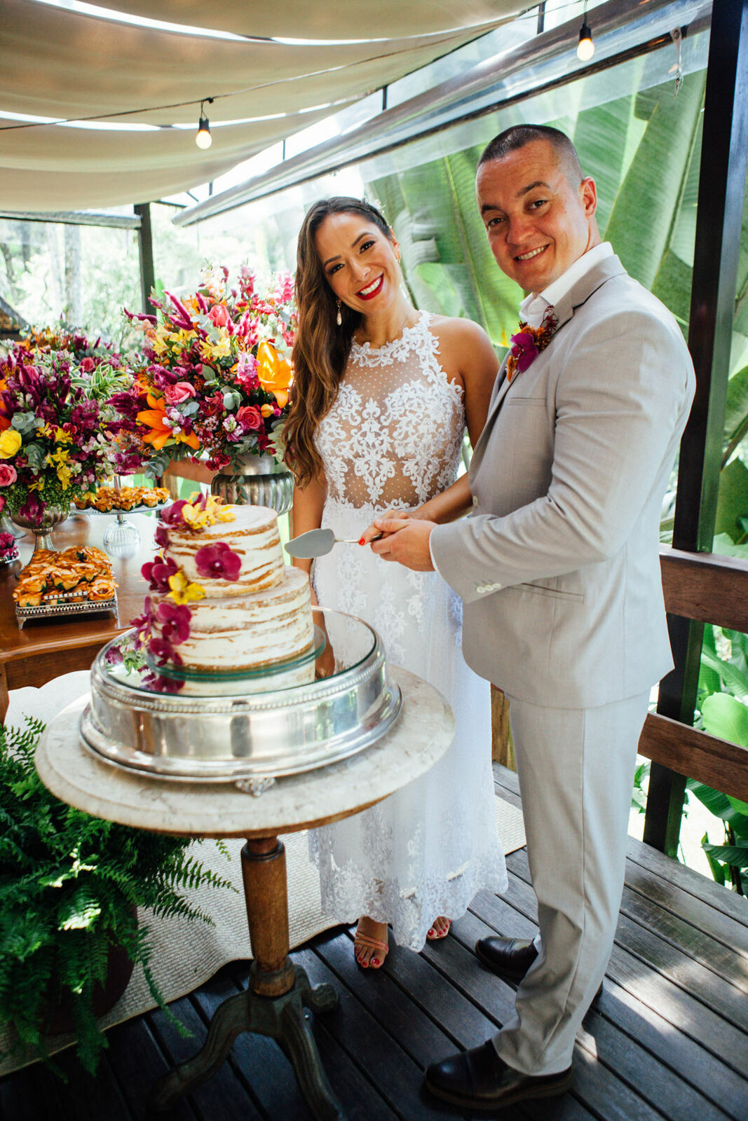 Foto Casamento Sophia e Bernardo - Paroquia Santa Terezinha -Resende E Restaurante Jardim Secreto - Penedo - RJ Foto Casamento Sophia e Bernardo - Paroquia Santa Terezinha -Resende E Restaurante Jardim Secreto - Penedo - RJ - Imagem 184