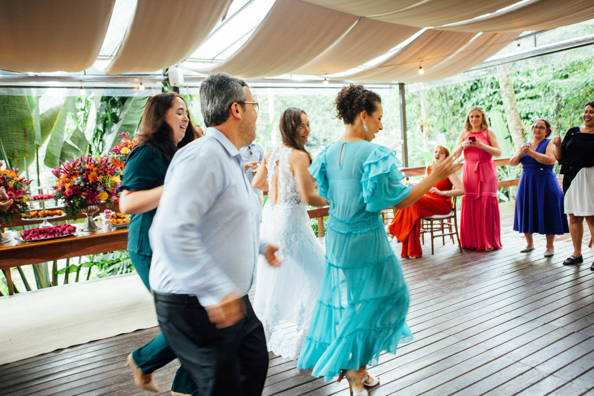 Foto Casamento Sophia e Bernardo - Paroquia Santa Terezinha -Resende E Restaurante Jardim Secreto - Penedo - RJ Foto Casamento Sophia e Bernardo - Paroquia Santa Terezinha -Resende E Restaurante Jardim Secreto - Penedo - RJ - Imagem 221