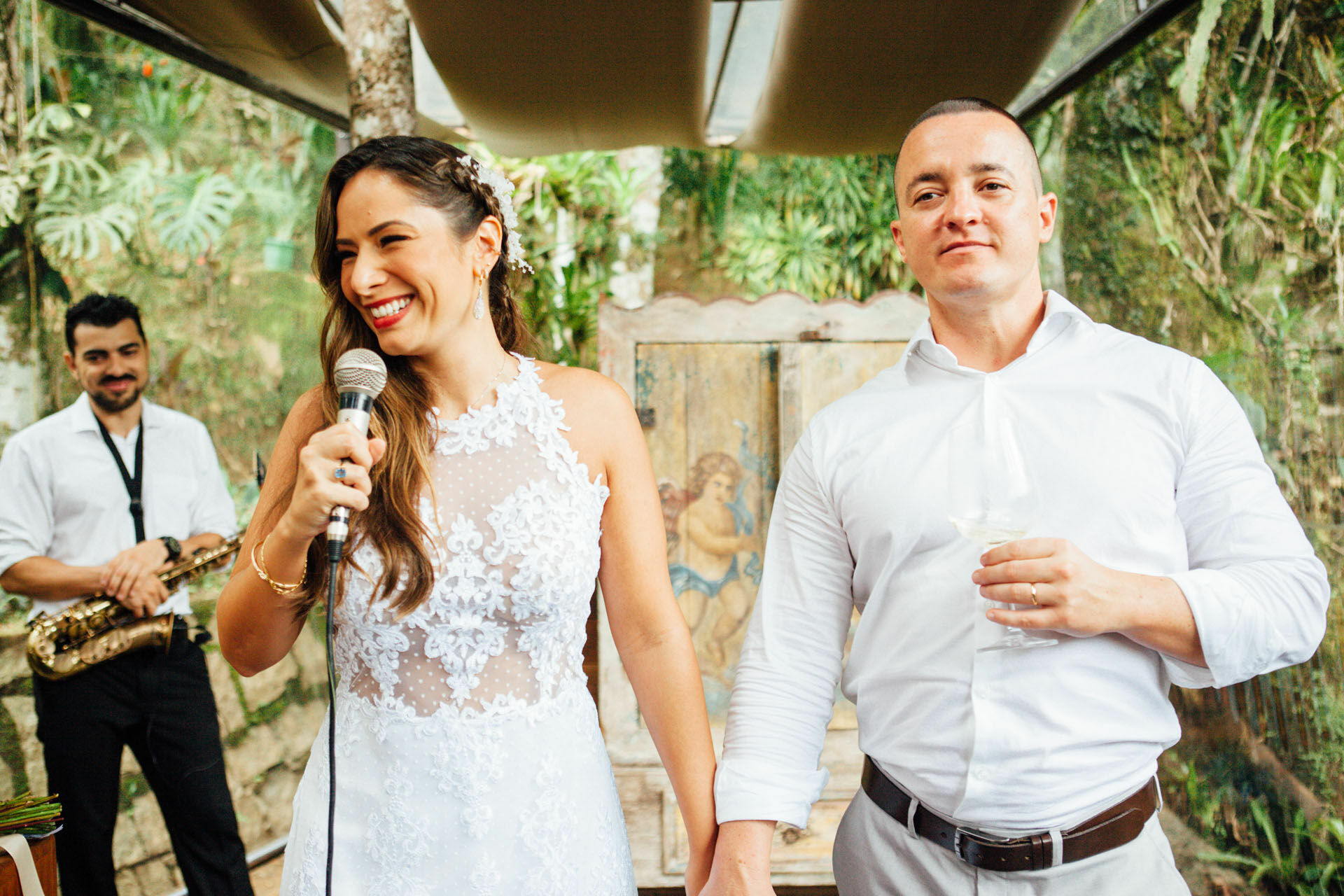 Foto Casamento Sophia e Bernardo - Paroquia Santa Terezinha -Resende E Restaurante Jardim Secreto - Penedo - RJ Foto Casamento Sophia e Bernardo - Paroquia Santa Terezinha -Resende E Restaurante Jardim Secreto - Penedo - RJ - Imagem 197