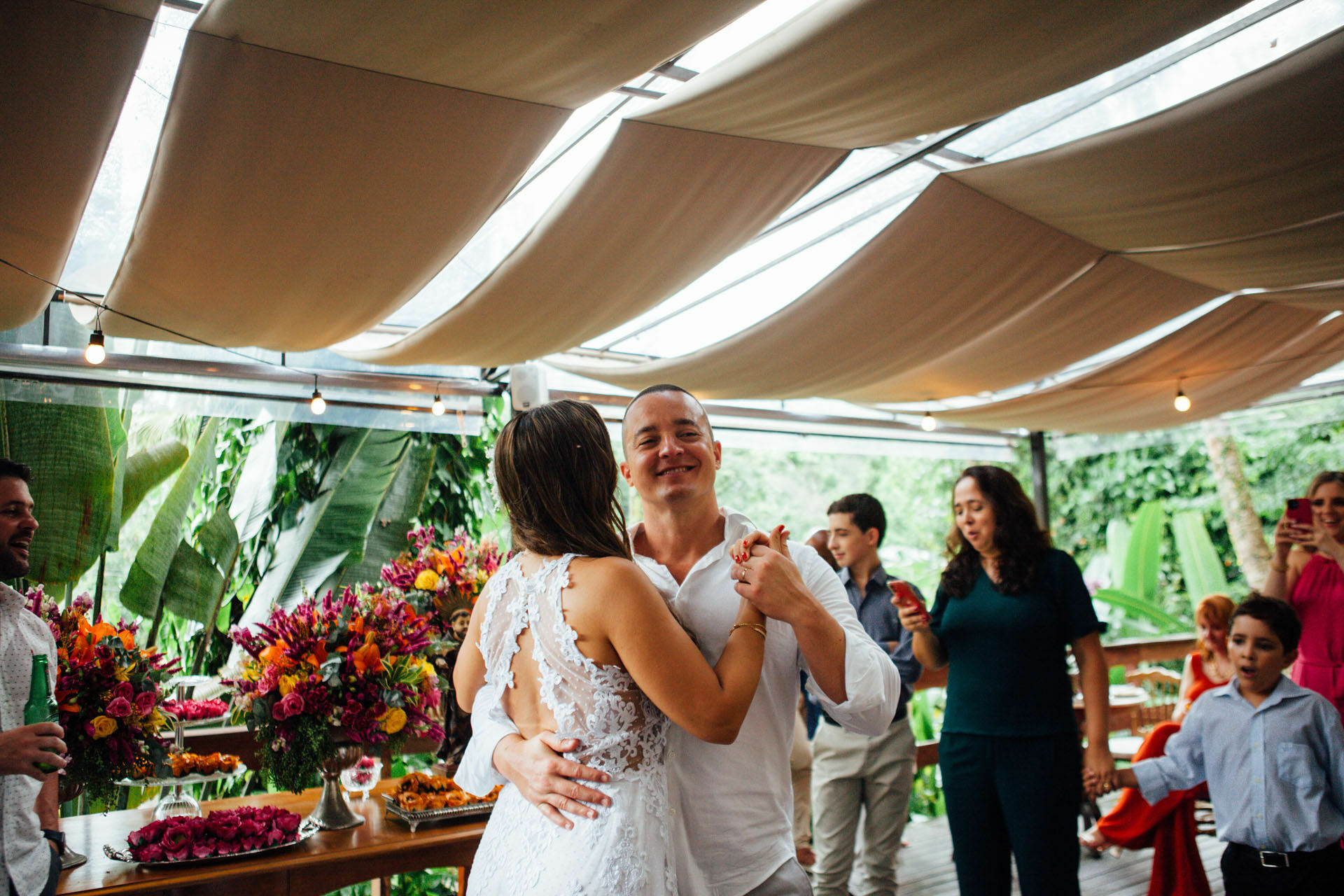 Foto Casamento Sophia e Bernardo - Paroquia Santa Terezinha -Resende E Restaurante Jardim Secreto - Penedo - RJ Foto Casamento Sophia e Bernardo - Paroquia Santa Terezinha -Resende E Restaurante Jardim Secreto - Penedo - RJ - Imagem 207