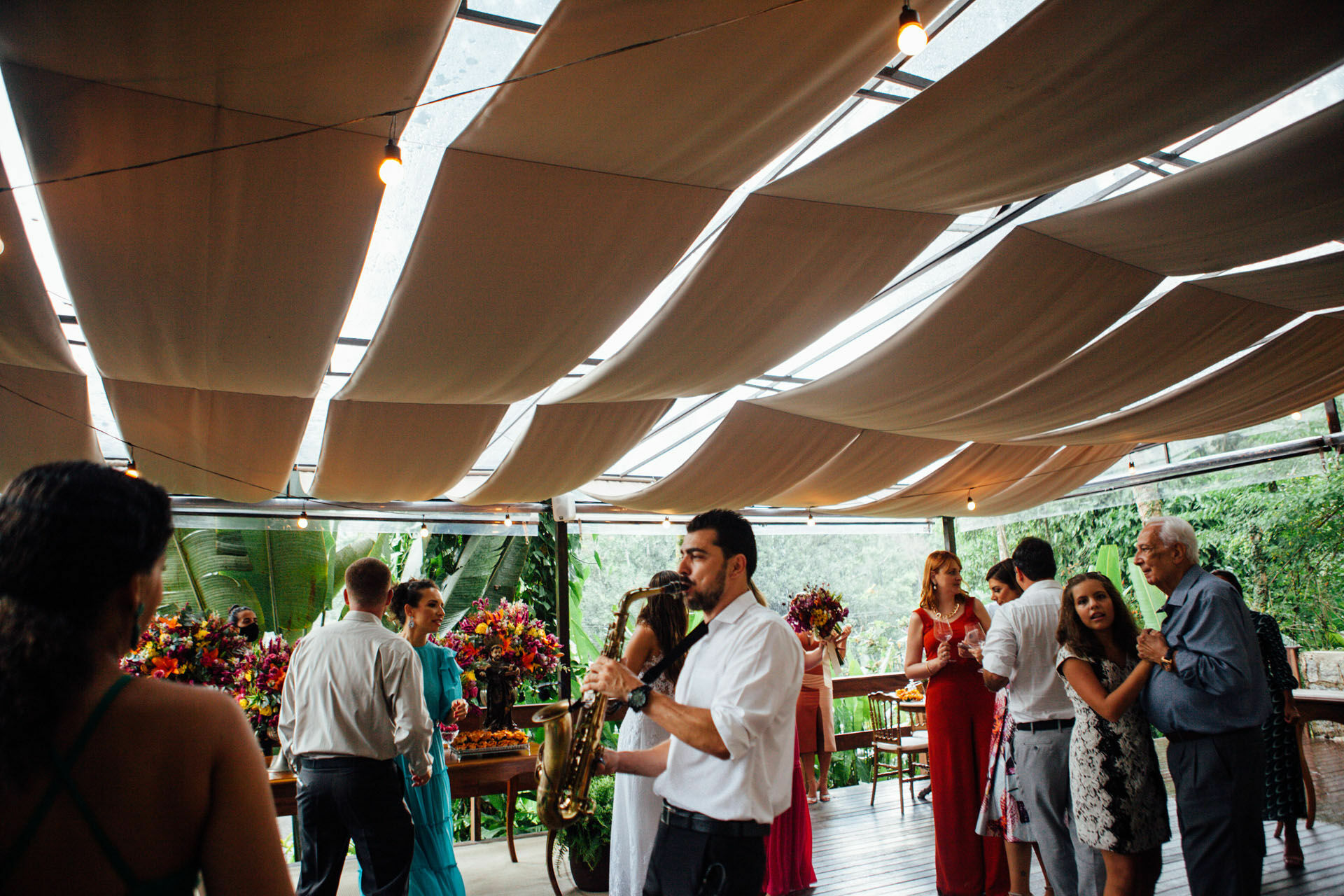 Foto Casamento Sophia e Bernardo - Paroquia Santa Terezinha -Resende E Restaurante Jardim Secreto - Penedo - RJ Foto Casamento Sophia e Bernardo - Paroquia Santa Terezinha -Resende E Restaurante Jardim Secreto - Penedo - RJ - Imagem 206