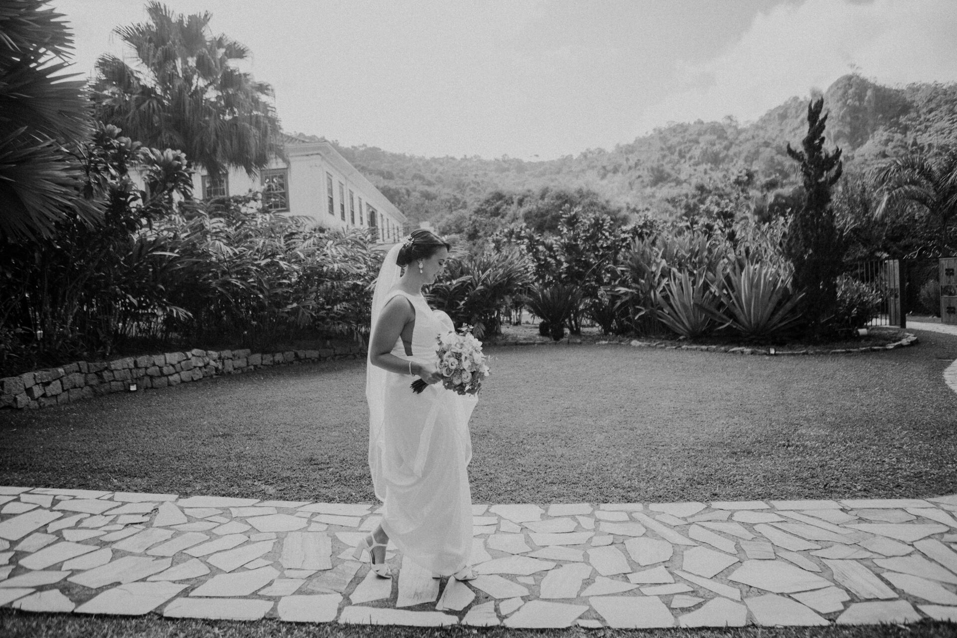 Foto Casamento Victoria e Thalles - Capelania e Casarão Penedo - Penedo RJ - Imagem 70