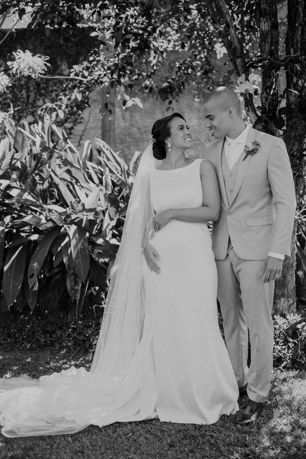 Foto Casamento Victoria e Thalles - Capelania e Casarão Penedo - Penedo RJ - Imagem 176