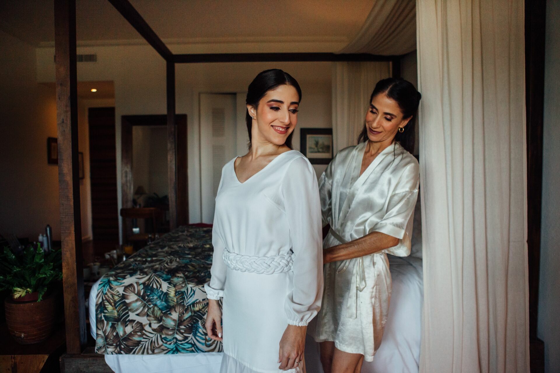 Foto Marina e Caio - Igeja N.S.Neves  e restaurante Teréze - Santa Teresa - Rio de Janeiro - Imagem 23