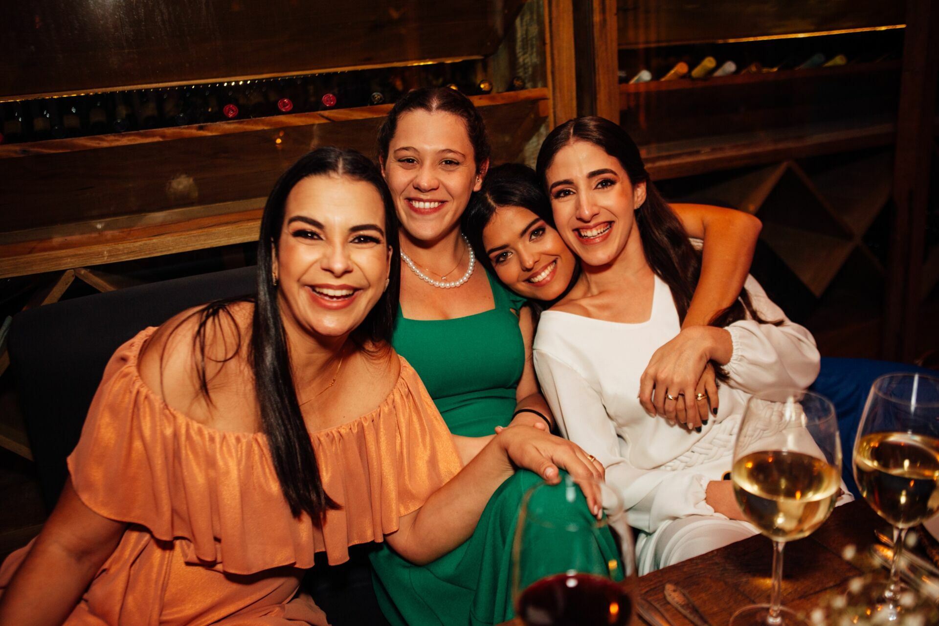 Foto Marina e Caio - Igeja N.S.Neves  e restaurante Teréze - Santa Teresa - Rio de Janeiro - Imagem 262