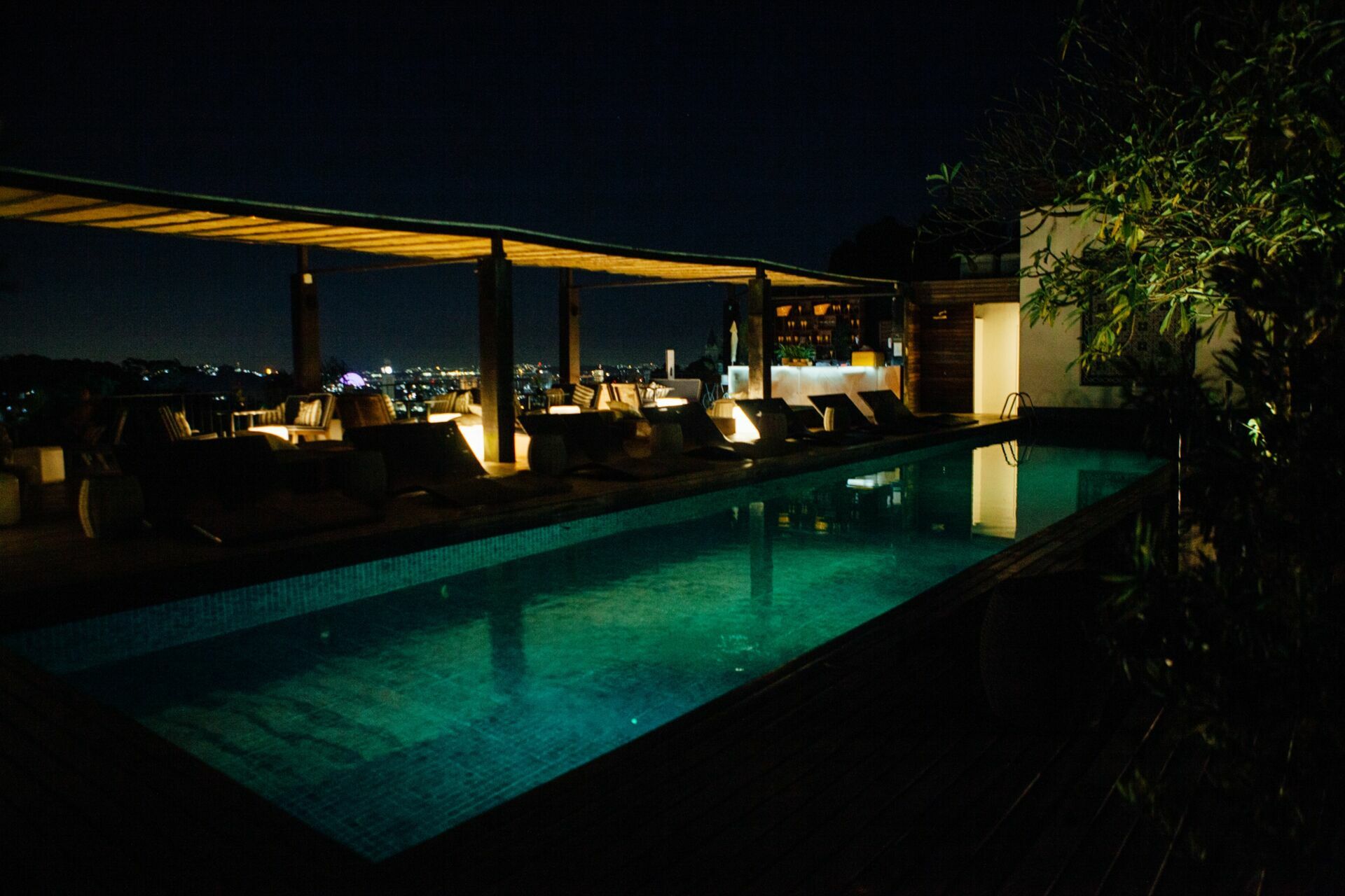 Foto Marina e Caio - Igeja N.S.Neves  e restaurante Teréze - Santa Teresa - Rio de Janeiro - Imagem 266