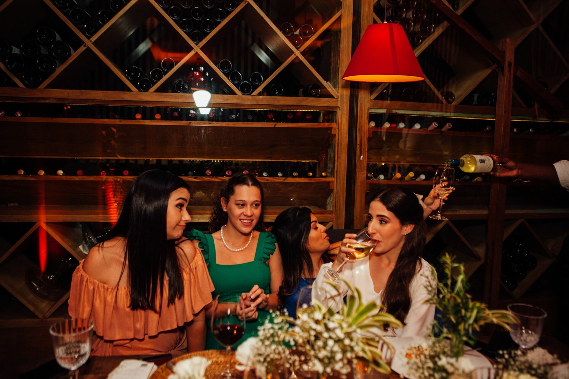 Foto Marina e Caio - Igeja N.S.Neves  e restaurante Teréze - Santa Teresa - Rio de Janeiro - Imagem 263