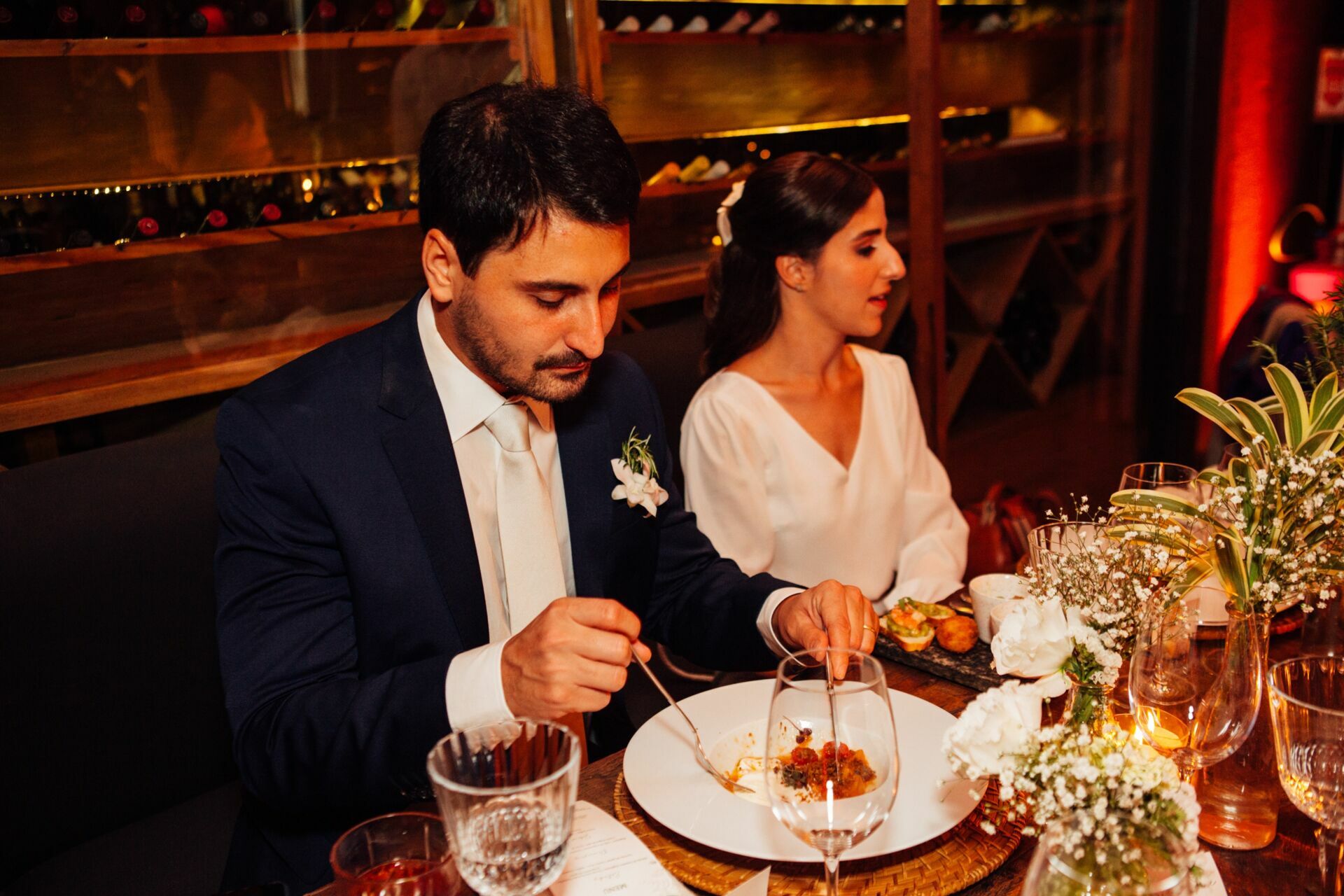 Foto Marina e Caio - Igeja N.S.Neves  e restaurante Teréze - Santa Teresa - Rio de Janeiro - Imagem 236