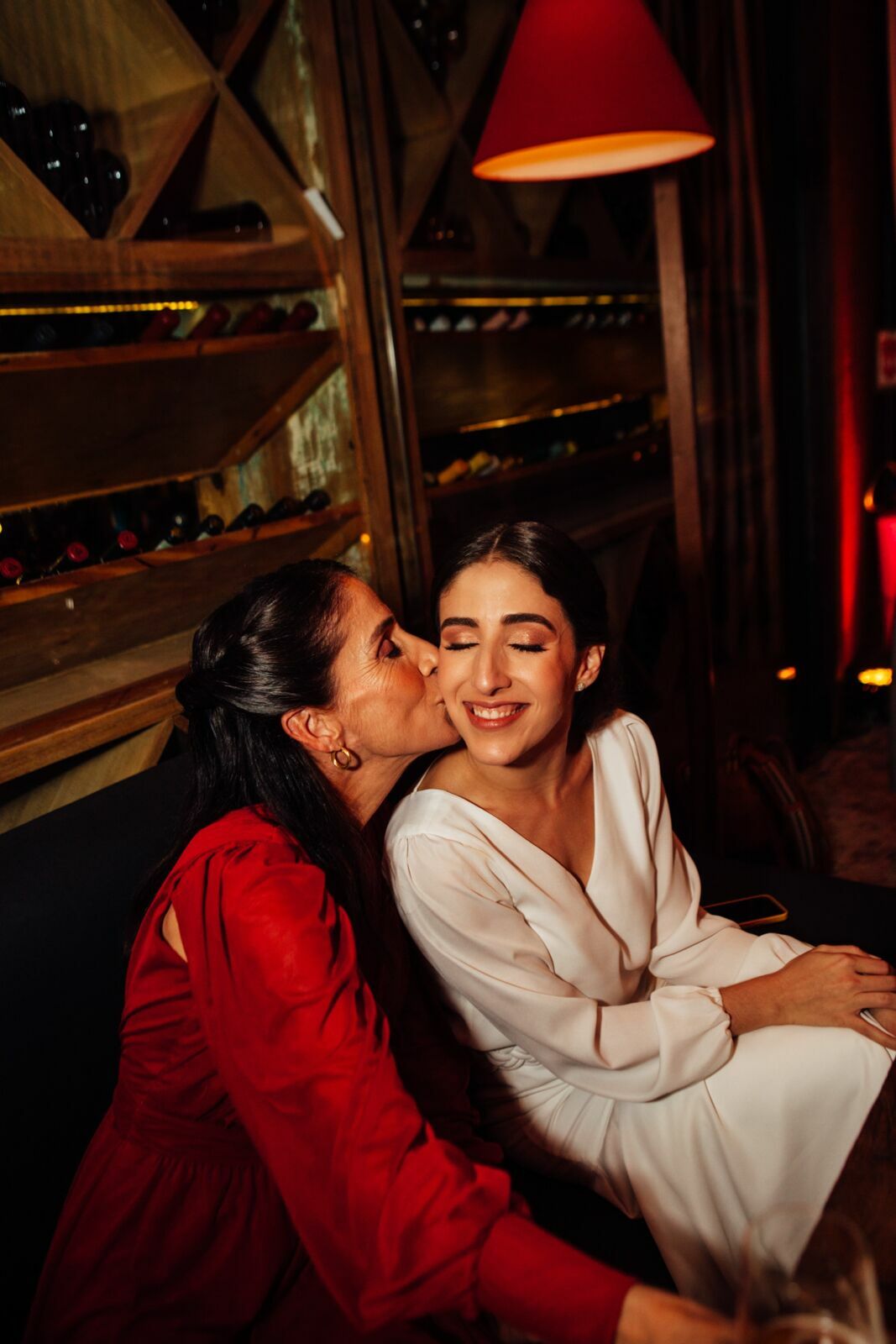 Foto Marina e Caio - Igeja N.S.Neves  e restaurante Teréze - Santa Teresa - Rio de Janeiro - Imagem 250