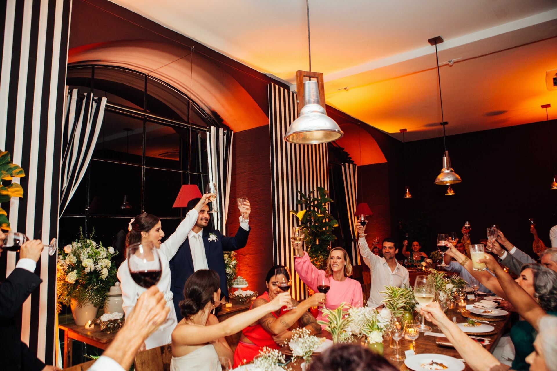 Foto Marina e Caio - Igeja N.S.Neves  e restaurante Teréze - Santa Teresa - Rio de Janeiro - Imagem 235