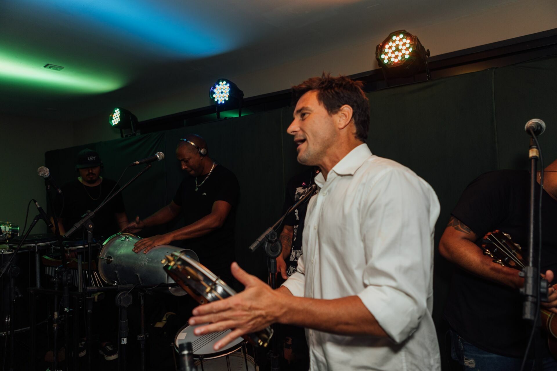 Foto  Fernanda e Zezao - Condominio Bosque do Limeira - Resende RJ - Imagem 279