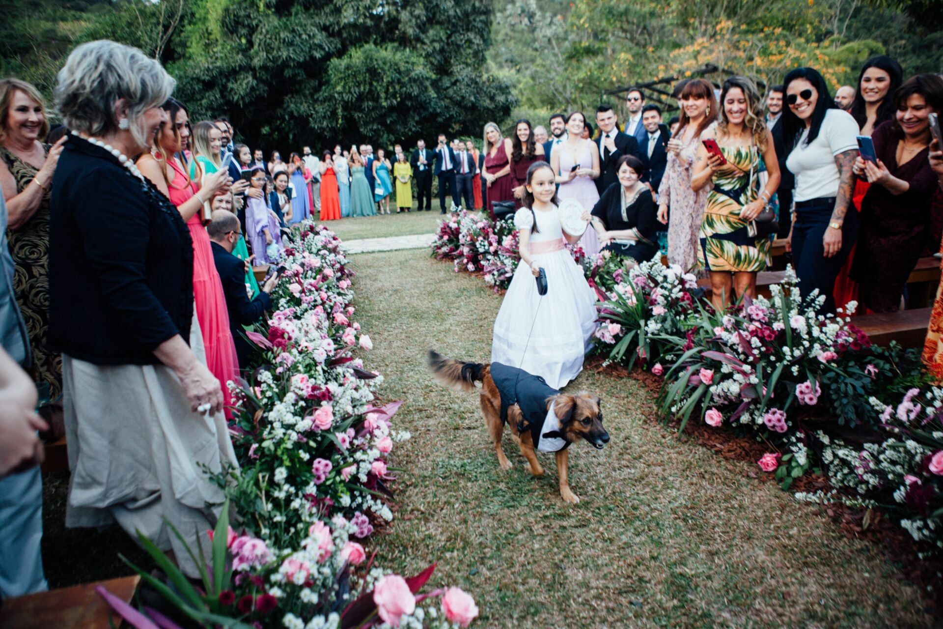 Foto Casamento Mayara e Felipe - Casarão Penedo - Penedo - RJ - Imagem 137