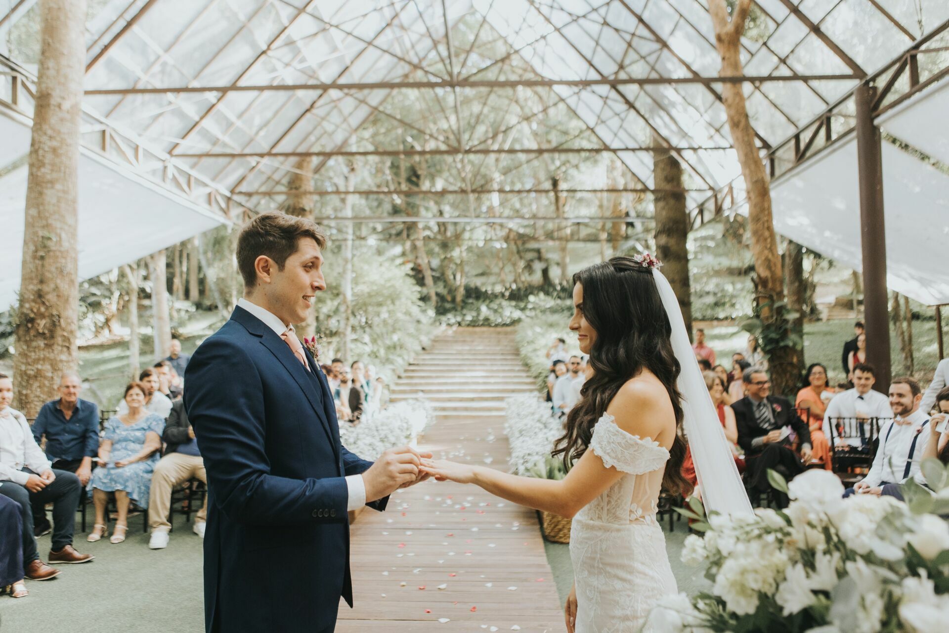 Foto Casamento Carla e Lucas - Casa Giardino - Mogi das Cruzes -sp - Imagem 133